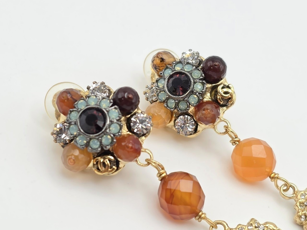 earrings — view 4