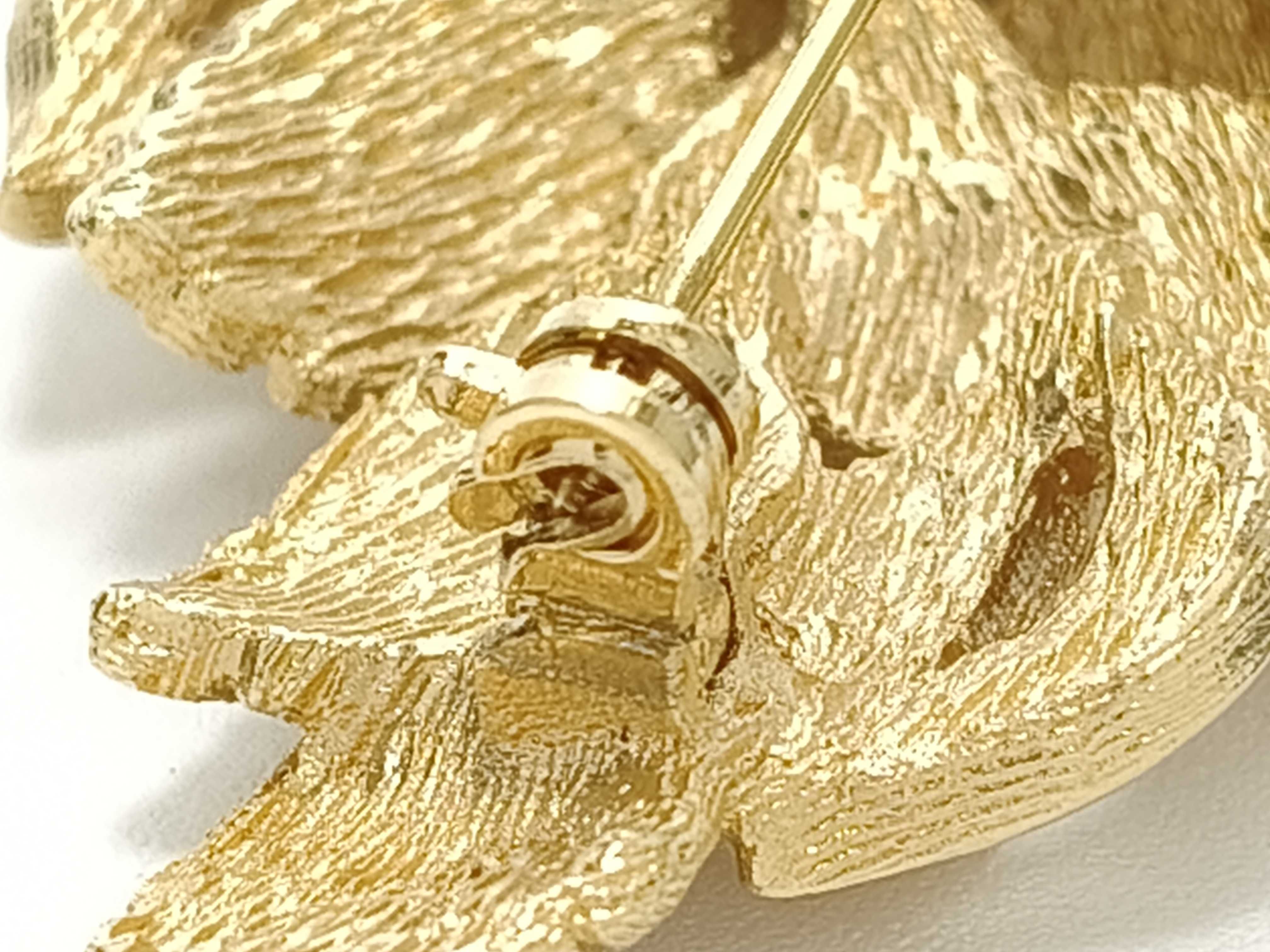 Flower Motif Brooch — view 10