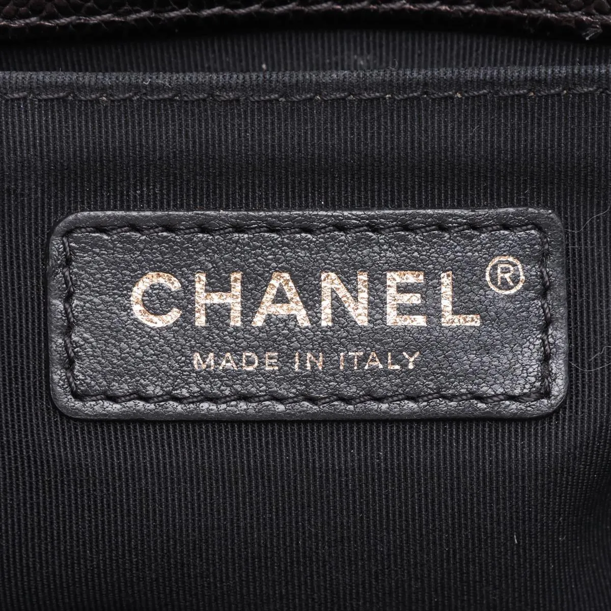 Boy Chanel 25 Caviar Skin Chain Shoulder Bag, V-Stitch Chevron, Black with Gold Hardware, 24886149, Serial Number 24, A67086 — view 9