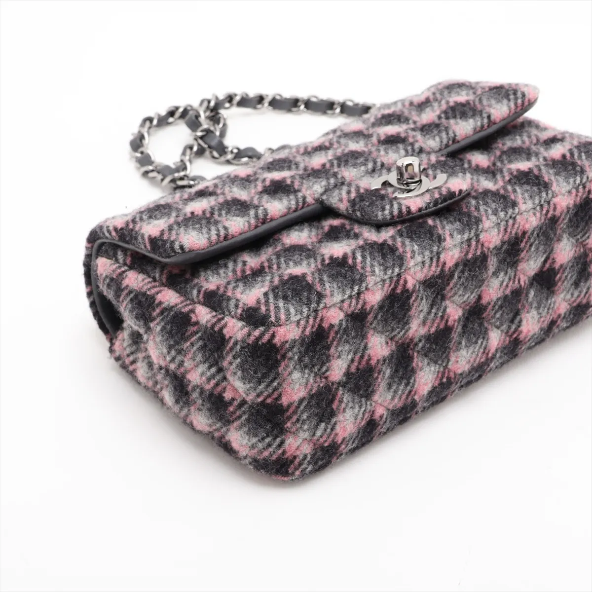 Mini Matelassé 20 Wool Single Flap Single Chain Bag, Gray, Silver Hardware, Random Plate, A69900 — view 4