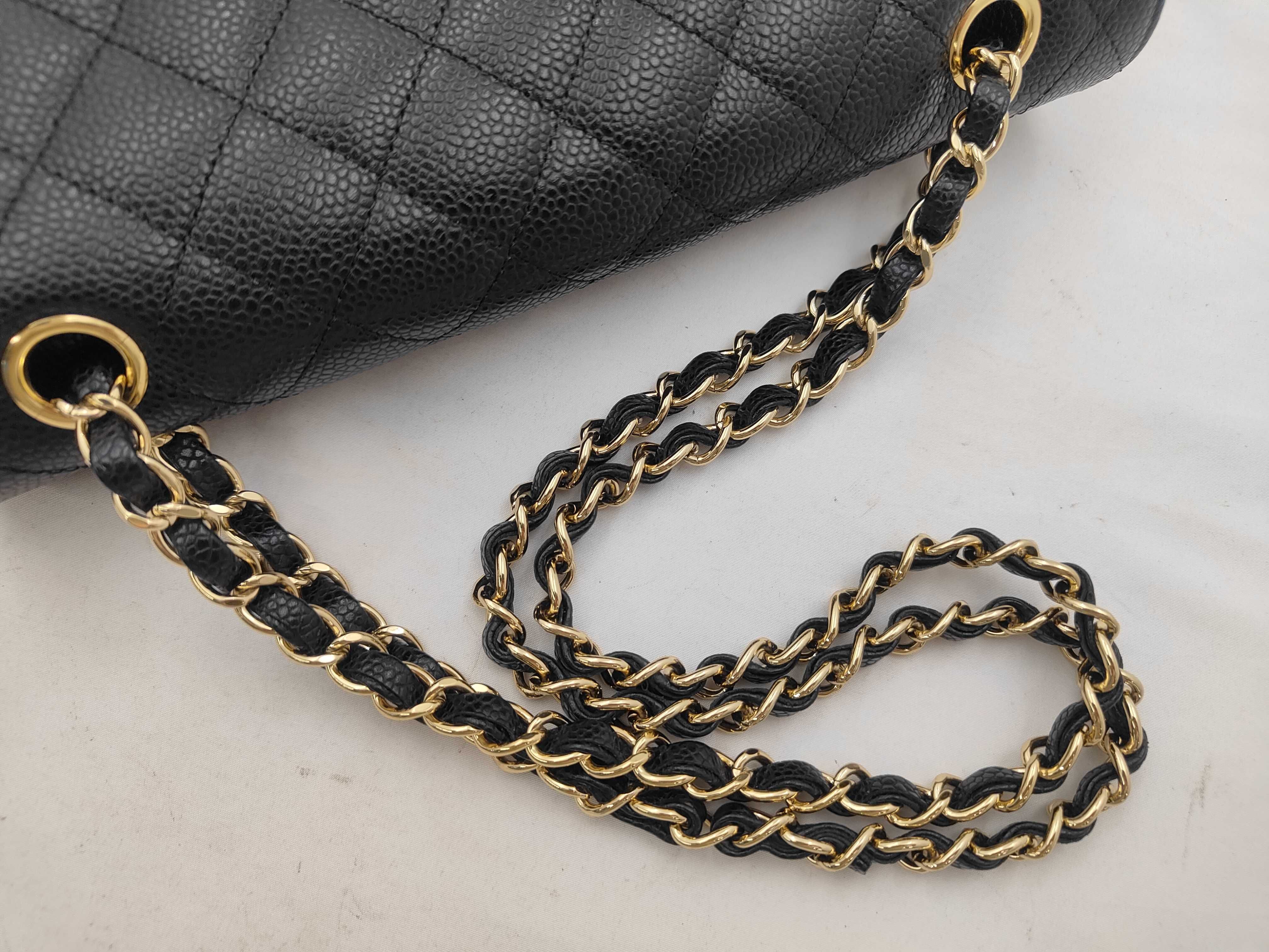 Matelassé 25 Double Flap Chain Shoulder Bag, Caviar Leather, Black Shoulder Bag — view 3