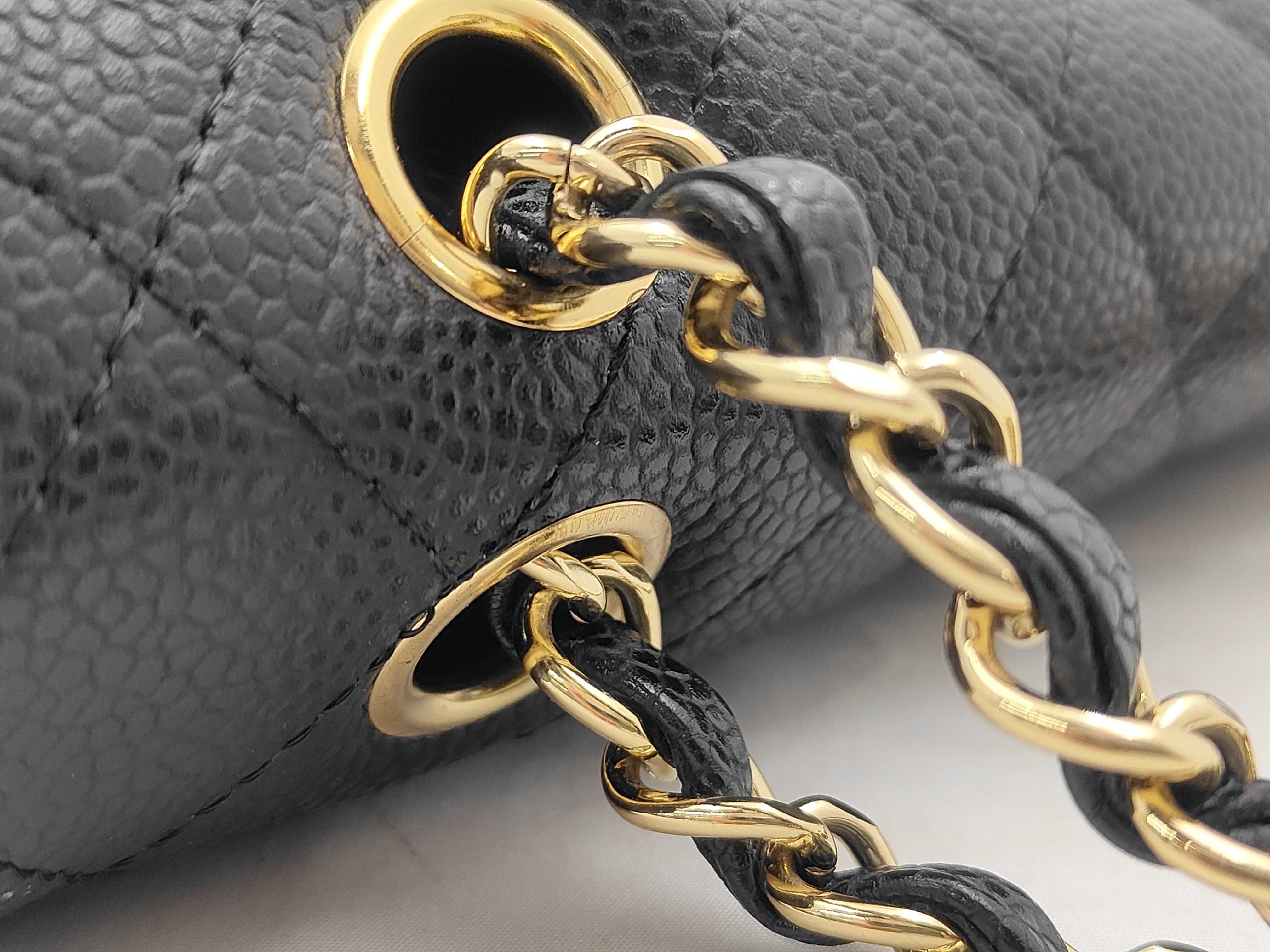 Matelassé 25 Double Flap Chain Shoulder Bag, Caviar Leather, Black Shoulder Bag — view 5