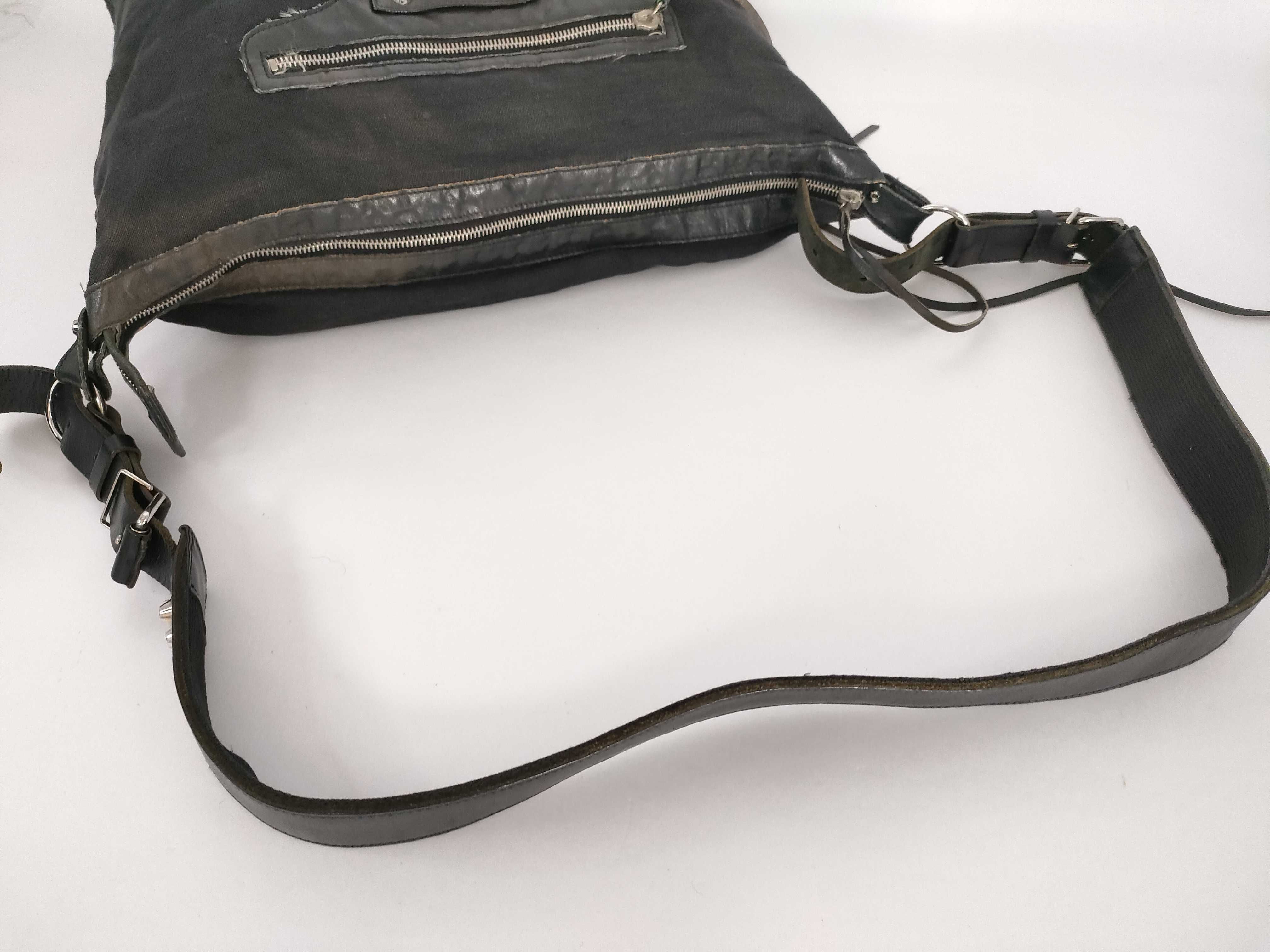 The Day Shoulder Bag Canvas Black Shoulder Bag — view 3