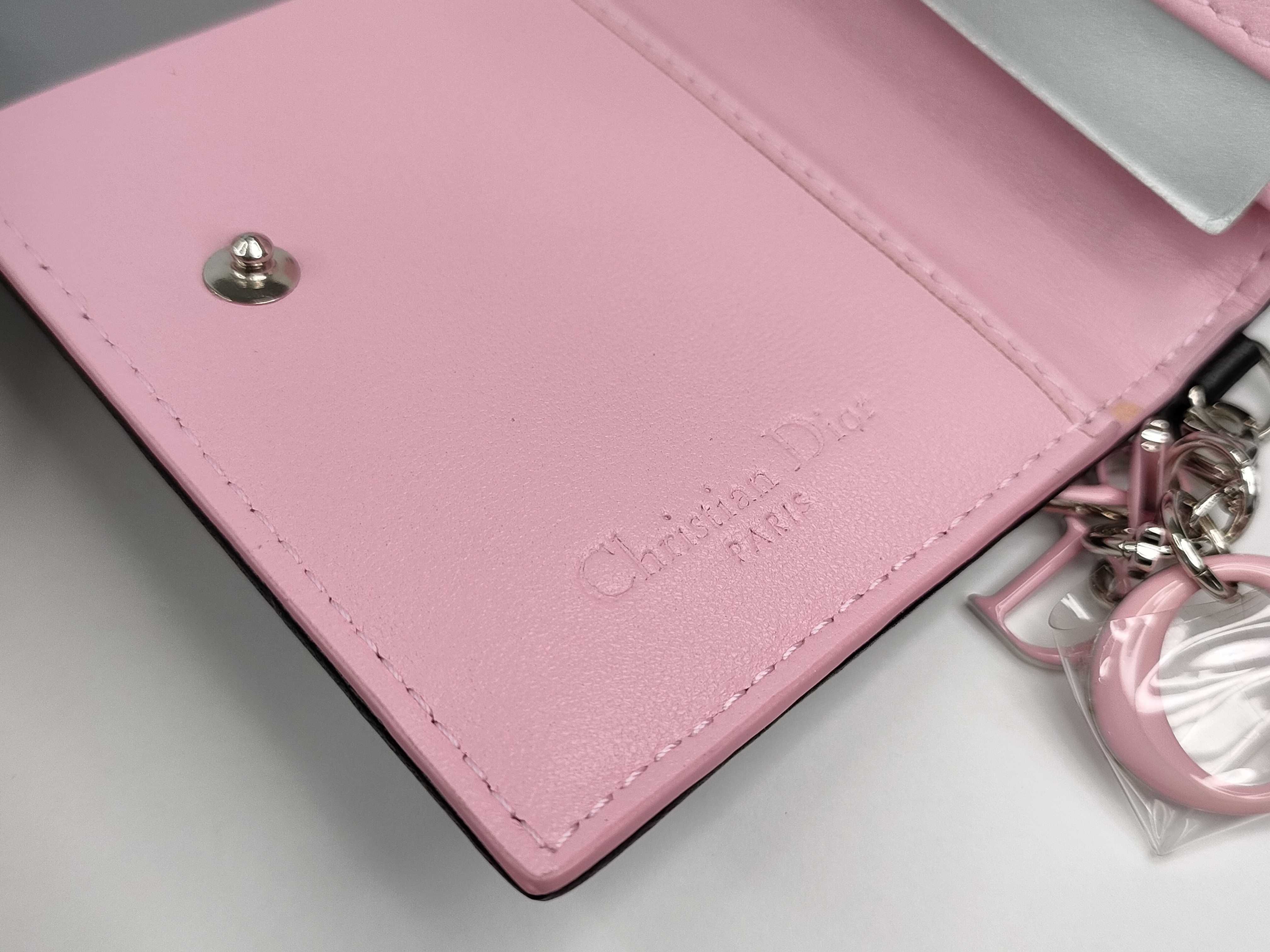 card case, pass case, business card holder — view 11