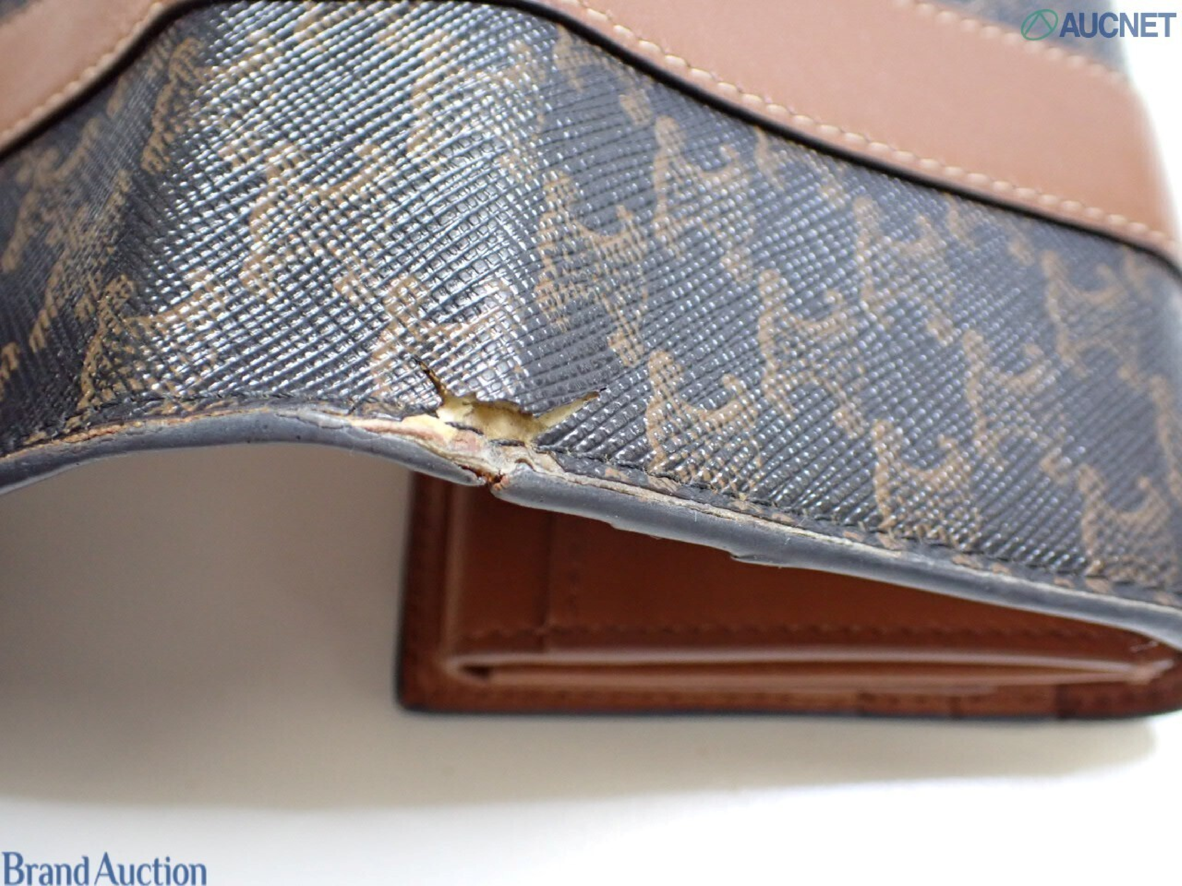 Macadam Tri-fold Wallet — view 4