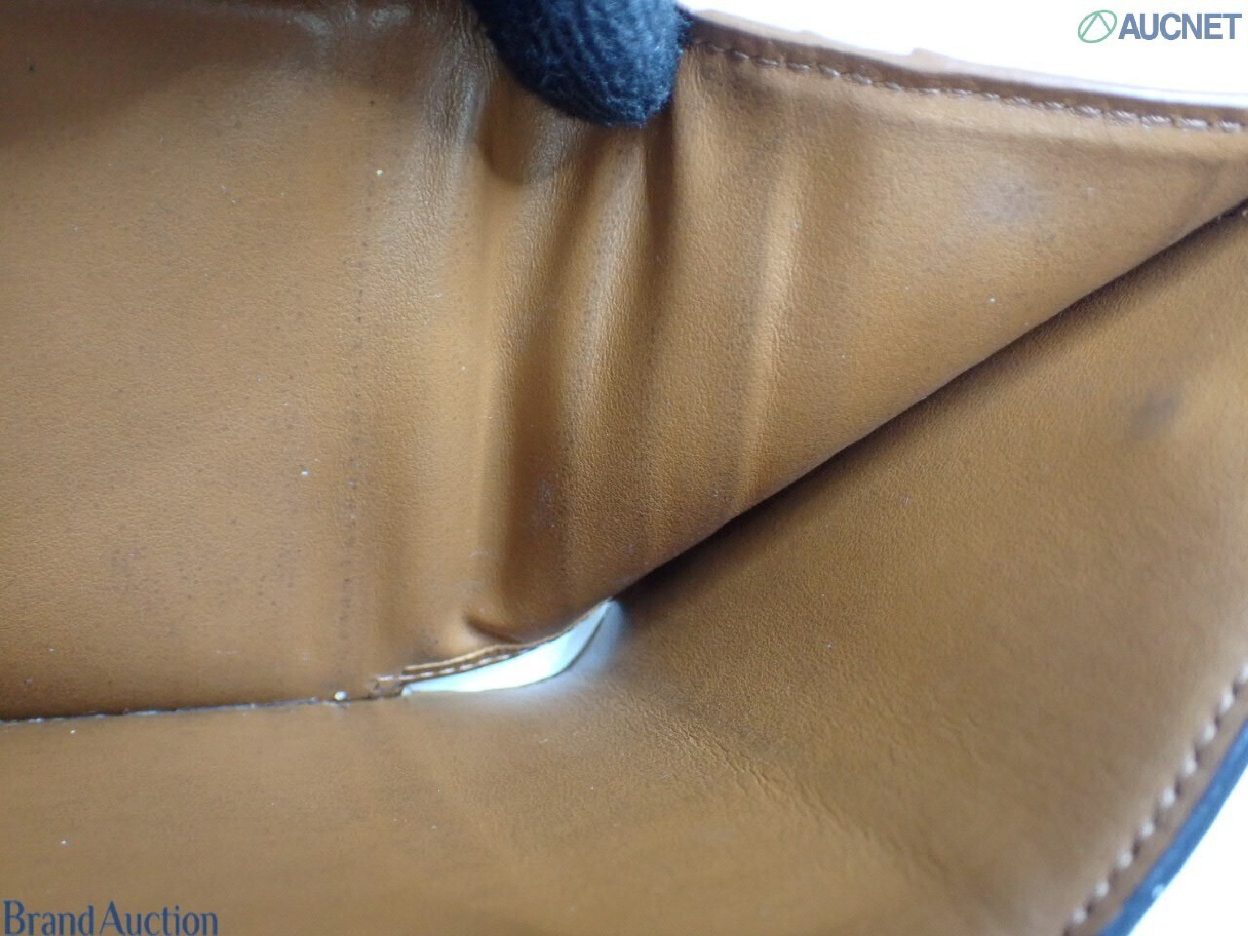 Macadam Tri-fold Wallet — view 8