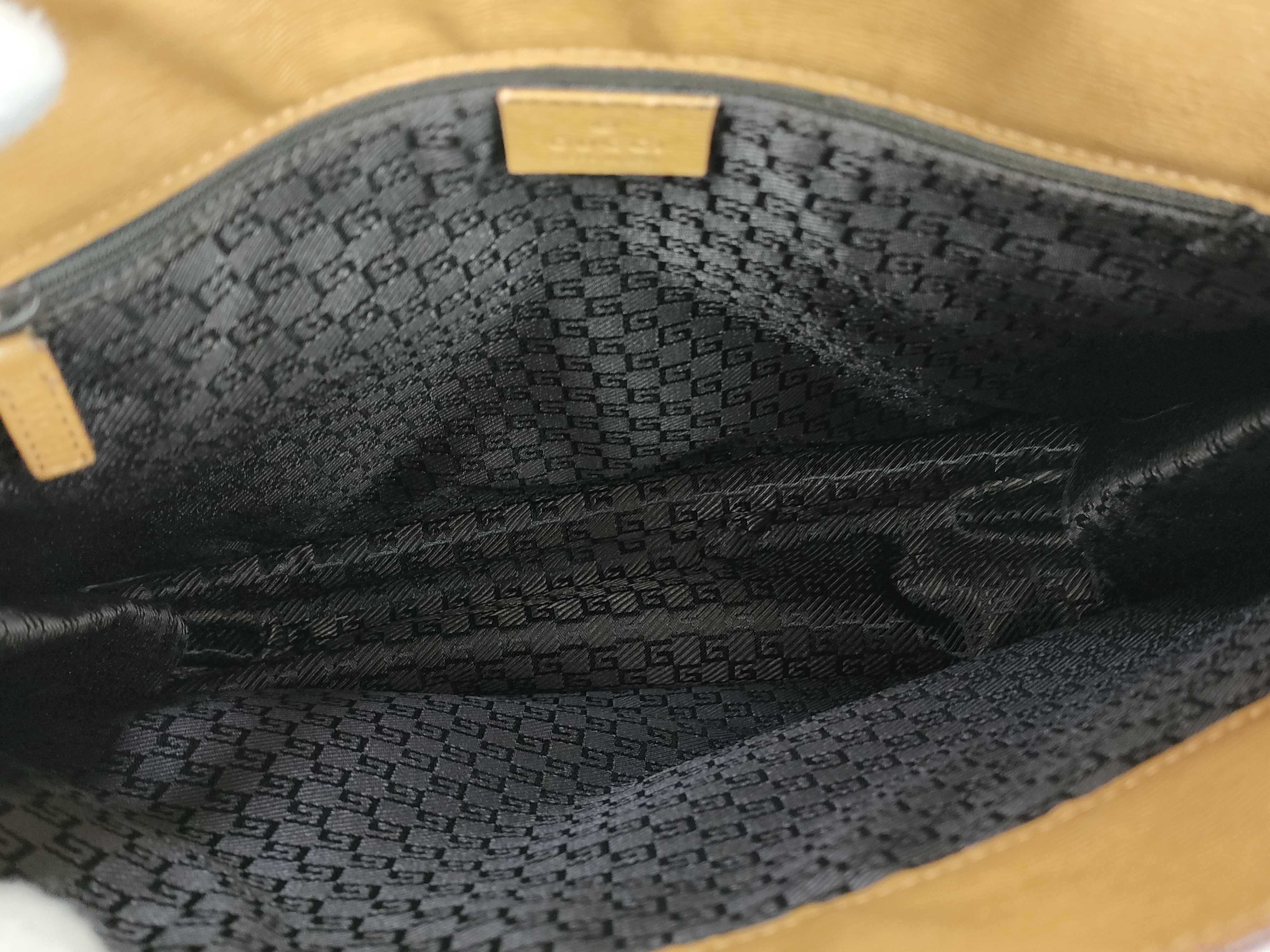 002.1090 Handbag — view 9