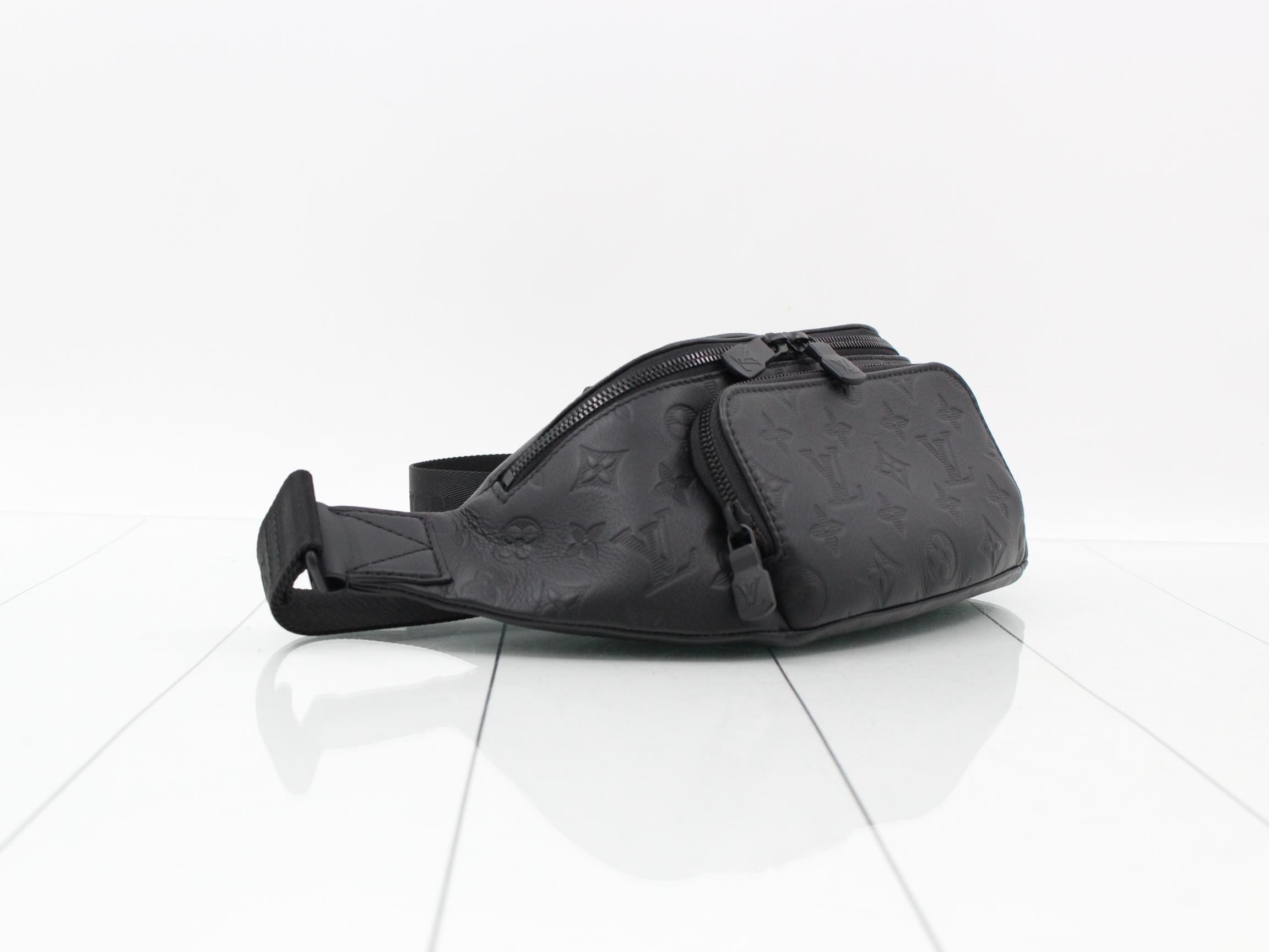 M47058 Monogram Shadow Lash Bum Bag — view 5