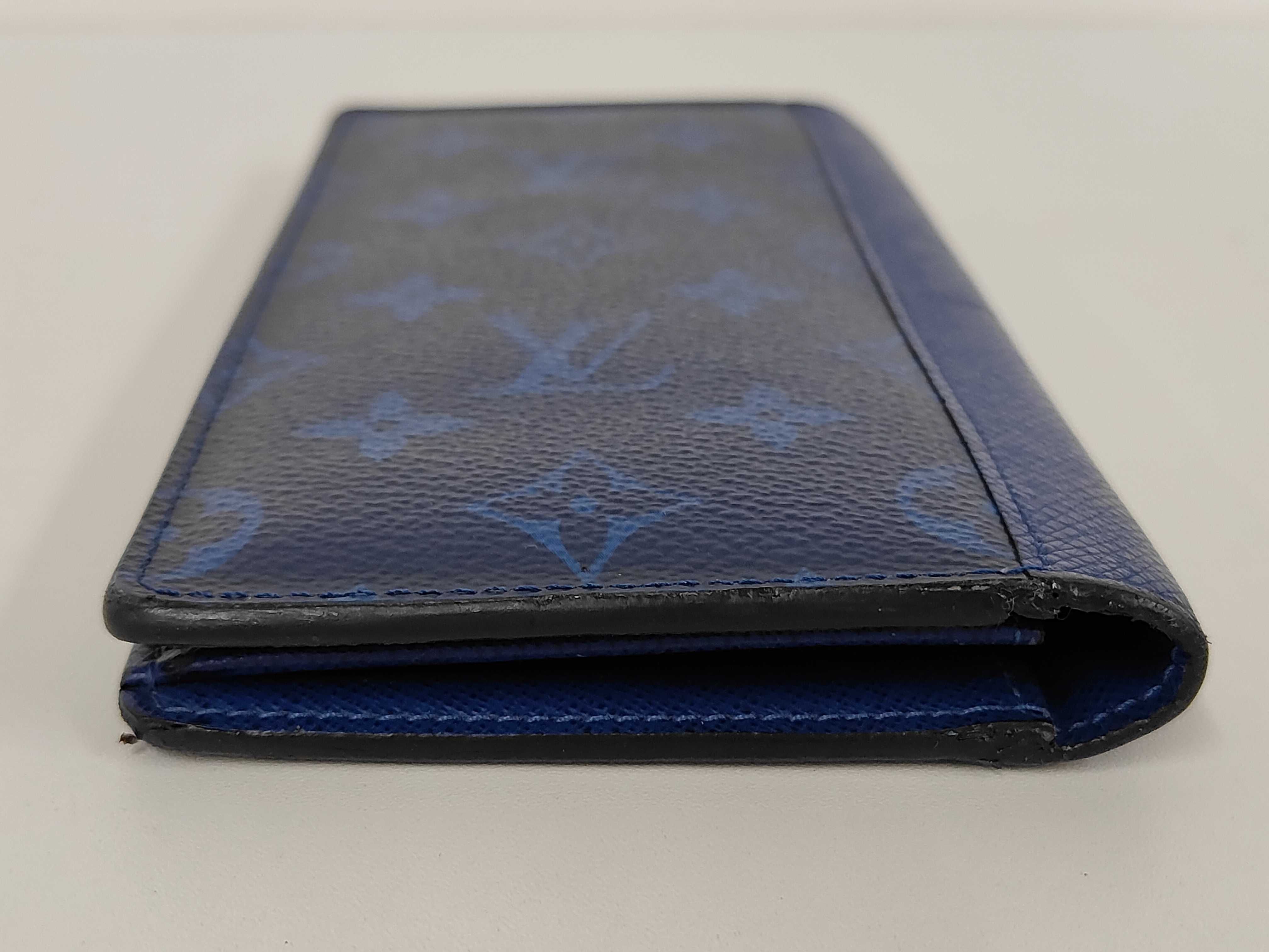 Monogram Louis Vuitton Taigarama Portefeuille Brazza Wallet — view 8