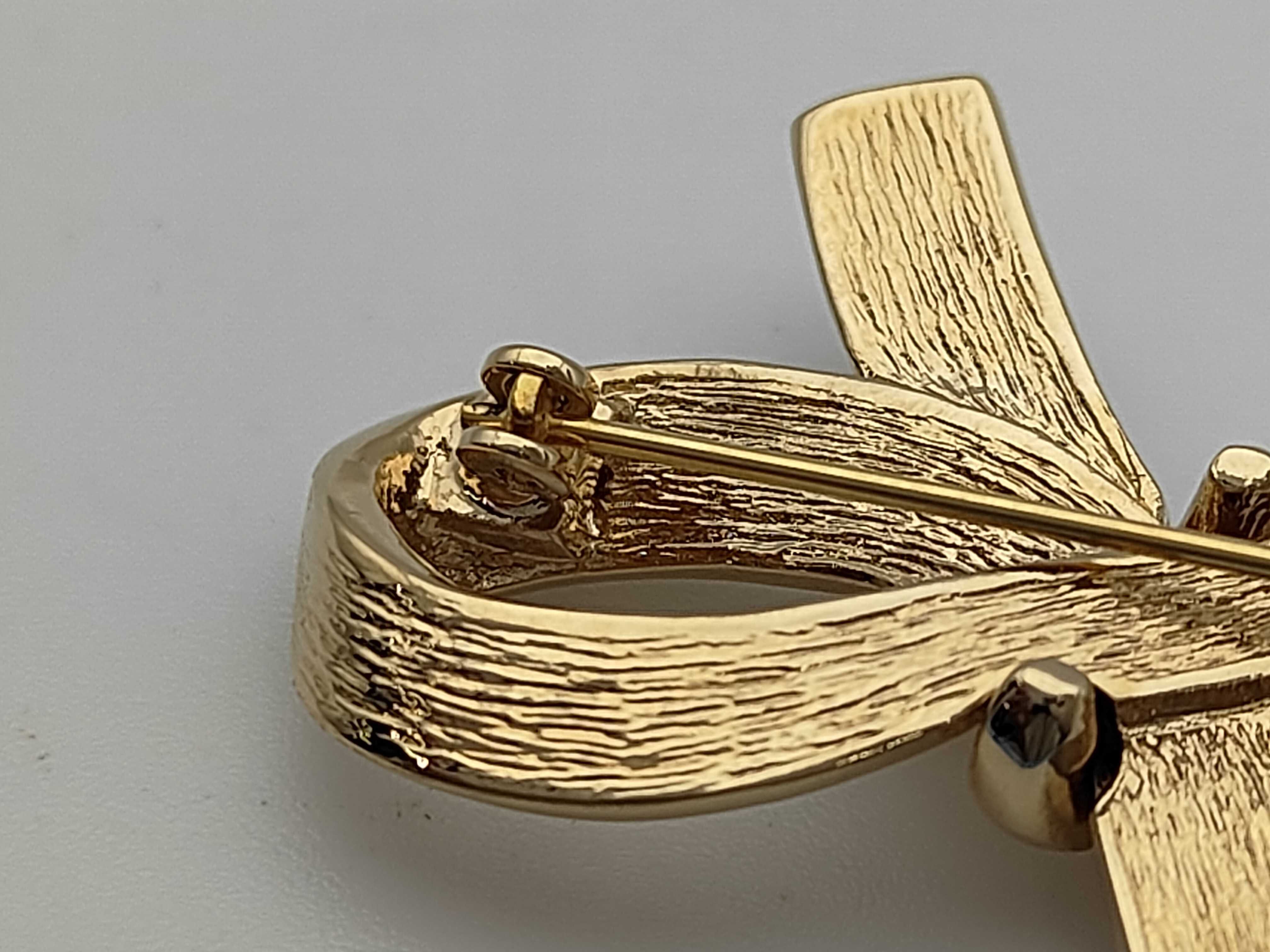 Christian Rhinestone Ribbon Brooch Gold Brooch — view 5