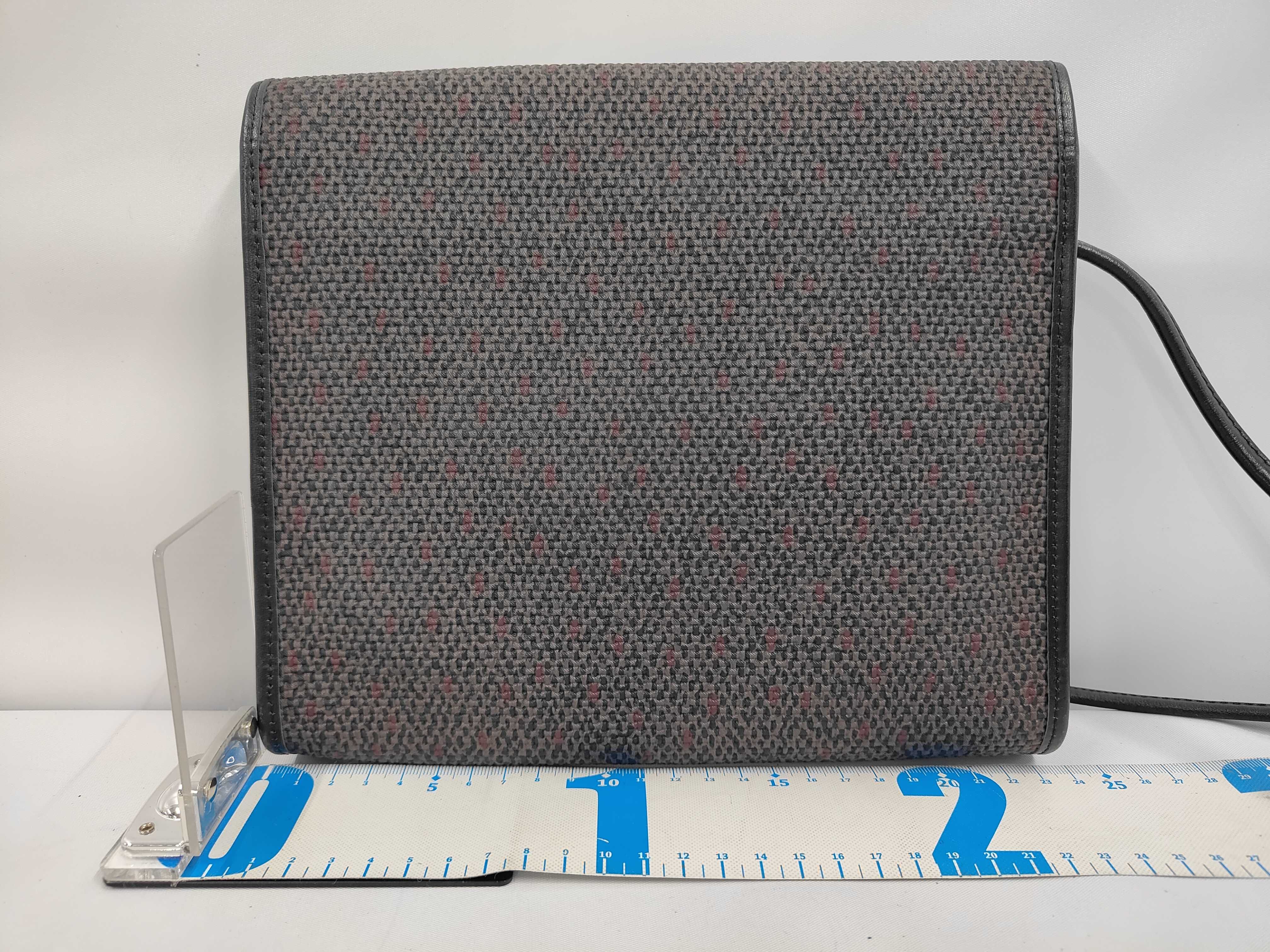 shoulder bag — view 2