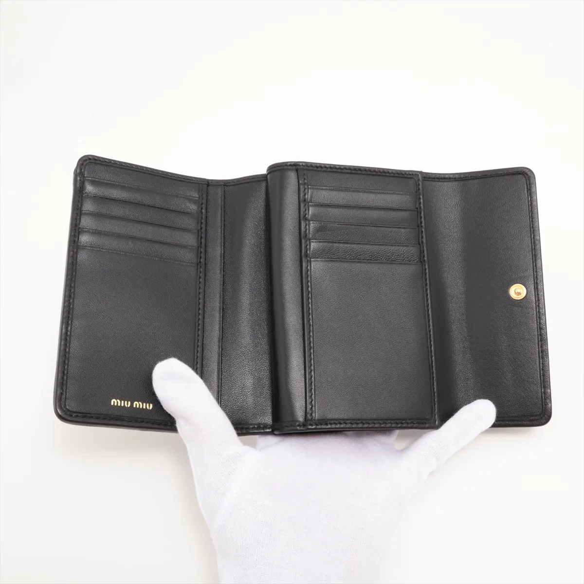 Matelasse 5ML225 Leather Compact Wallet Black — view 4