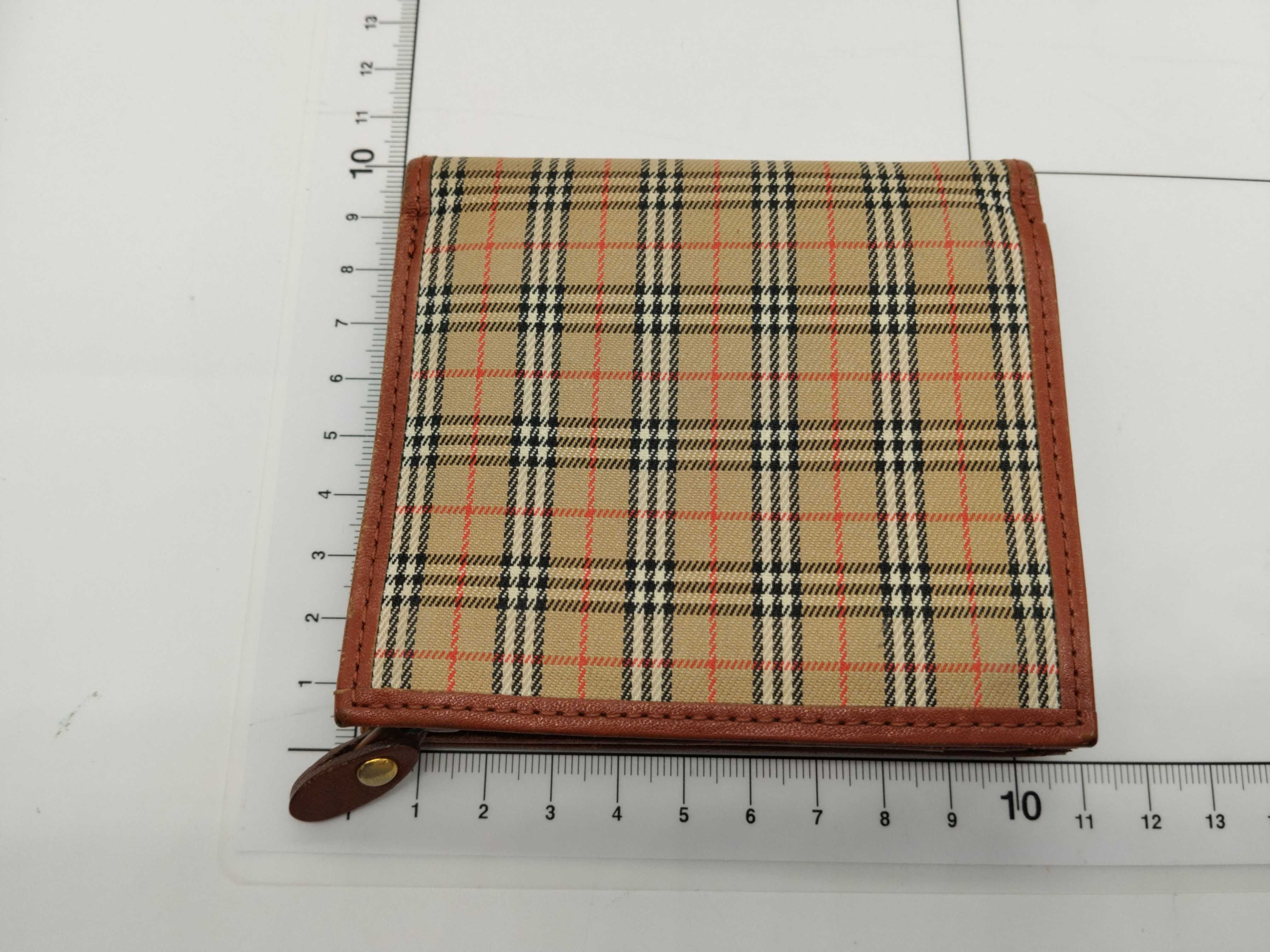 wallet, folding wallet — view 2