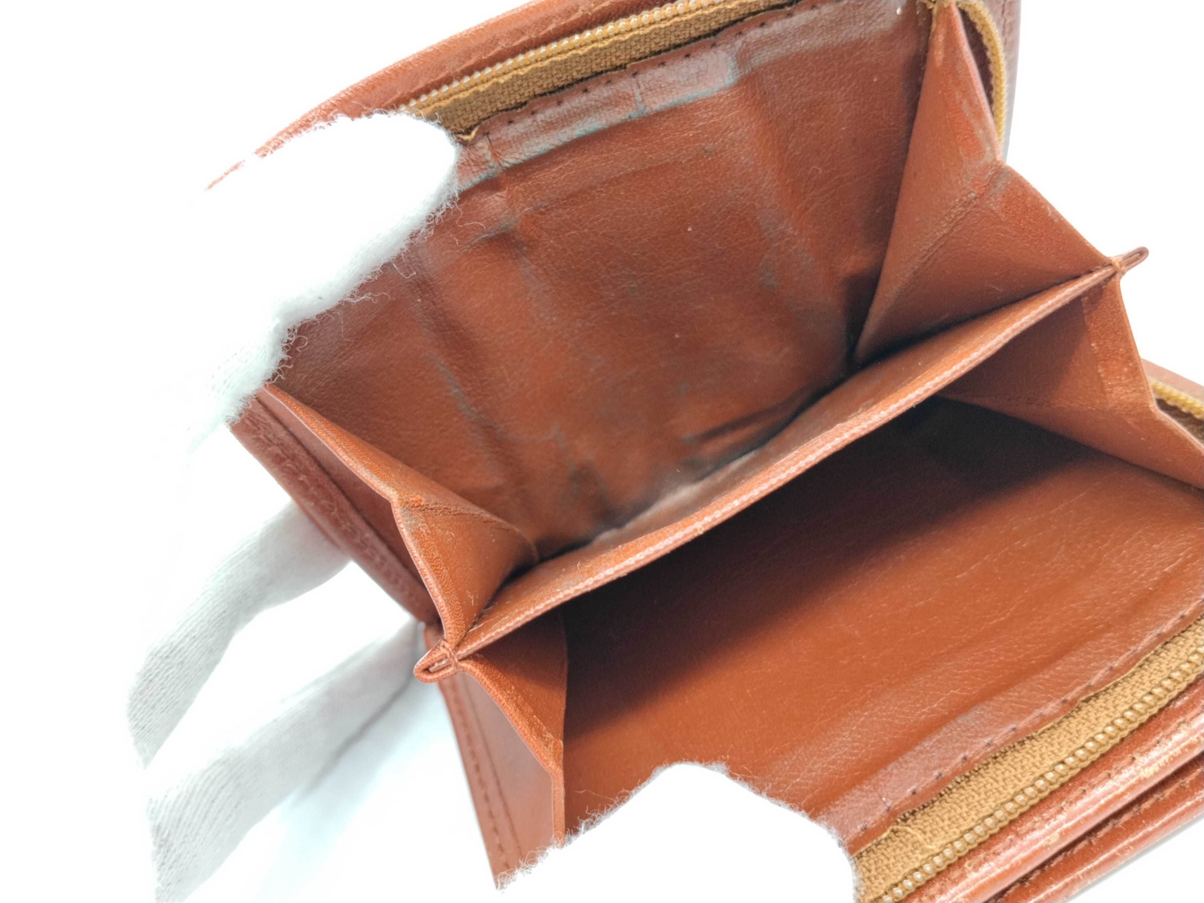 wallet, folding wallet — view 8