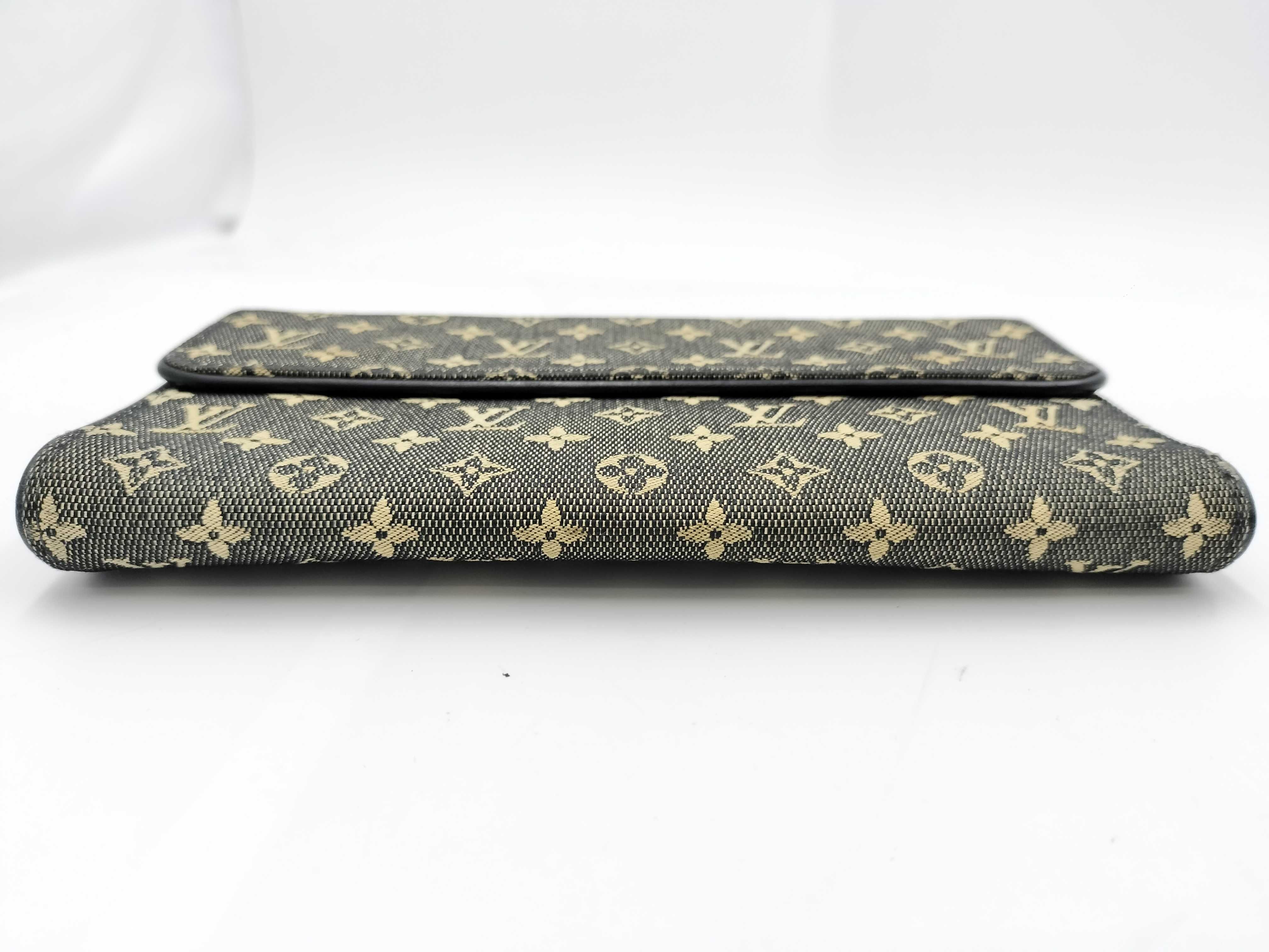 Monogram Mini Portefeuille Tresor International Long Wallet — view 3