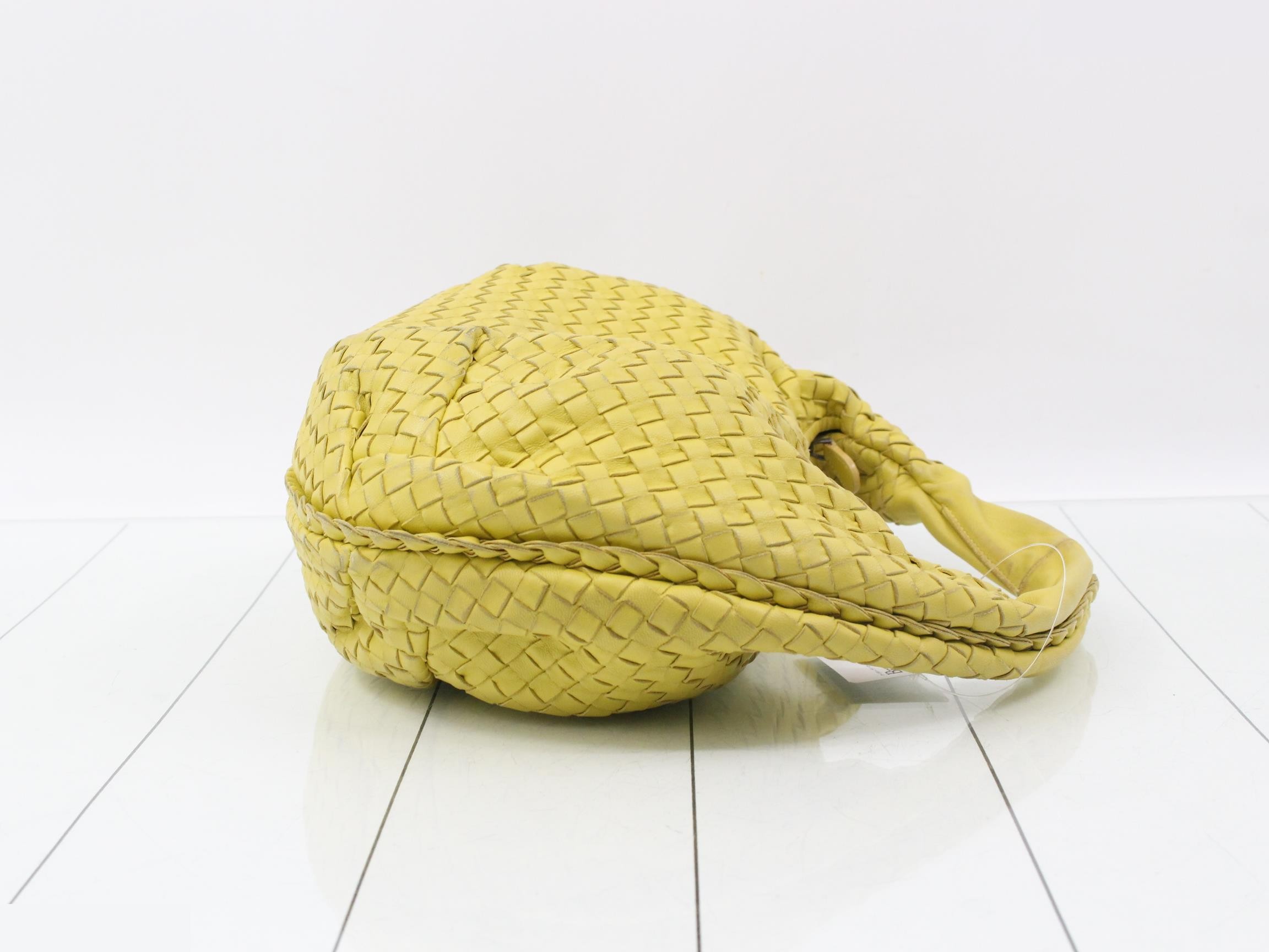 Intrecciato (bag) - Shoulder bag, Hobo bag, Handbag — view 3