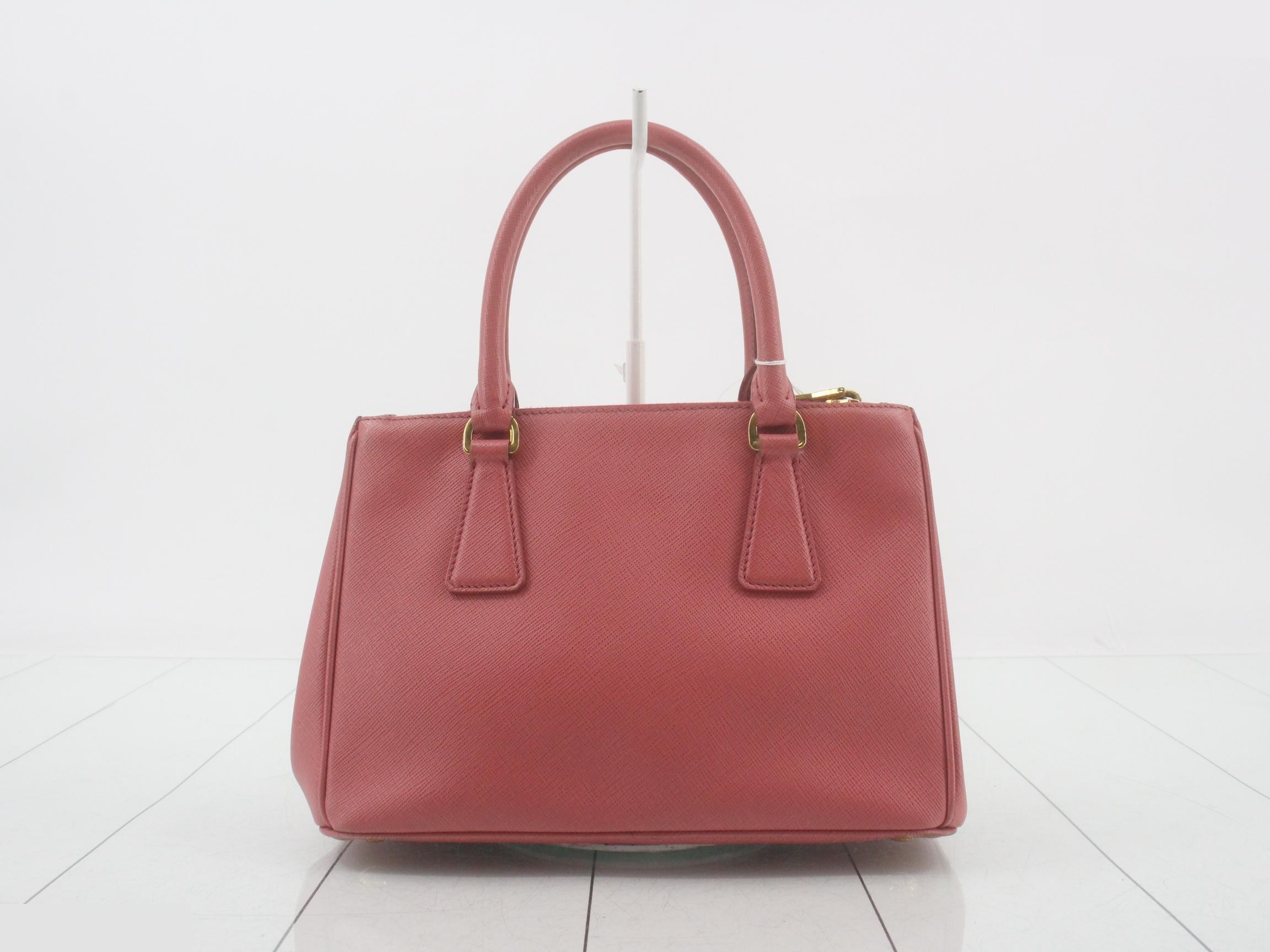 Galleria Triangle Plate Handbag Pink — view 2
