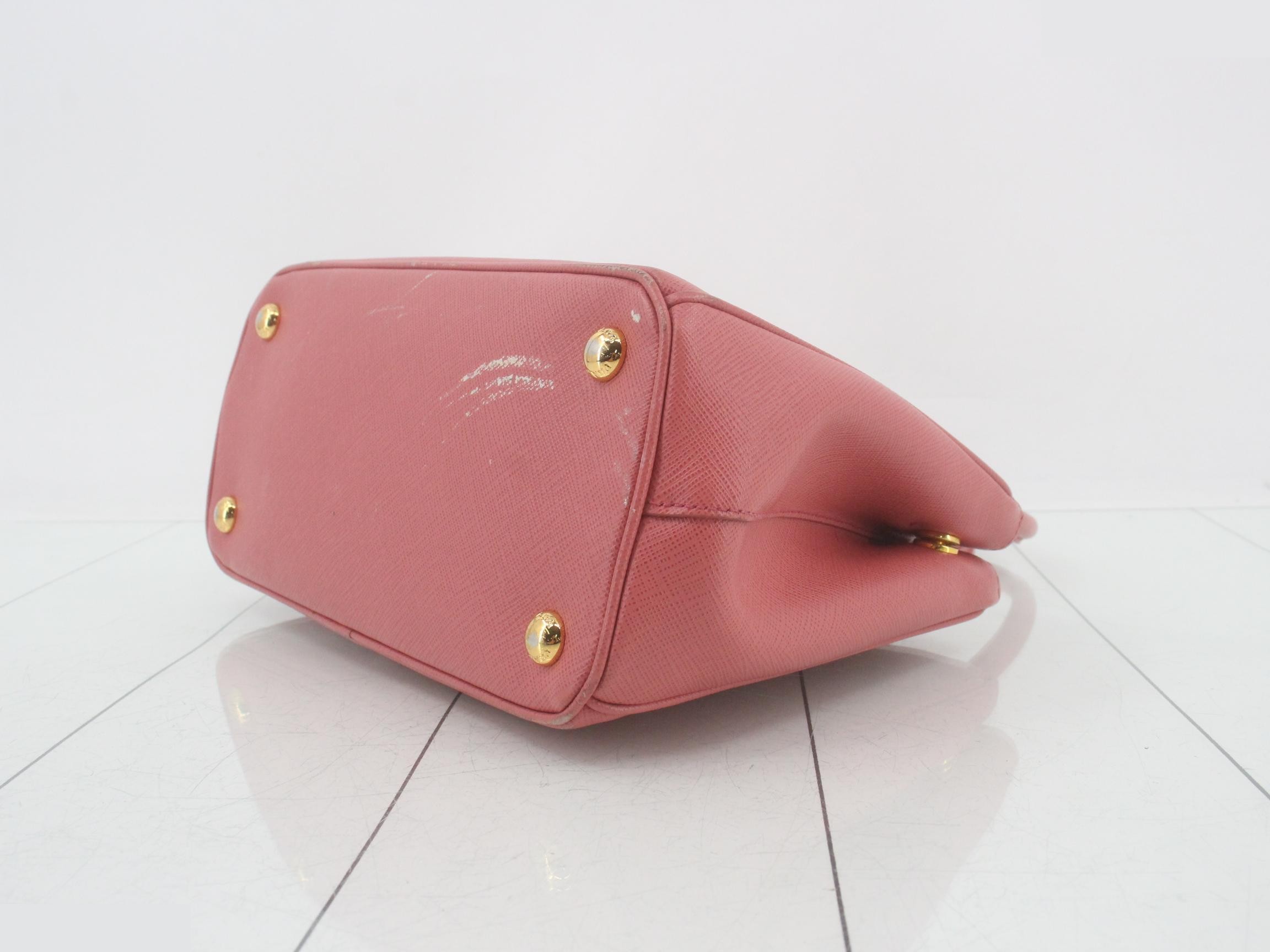 Galleria Triangle Plate Handbag Pink — view 6