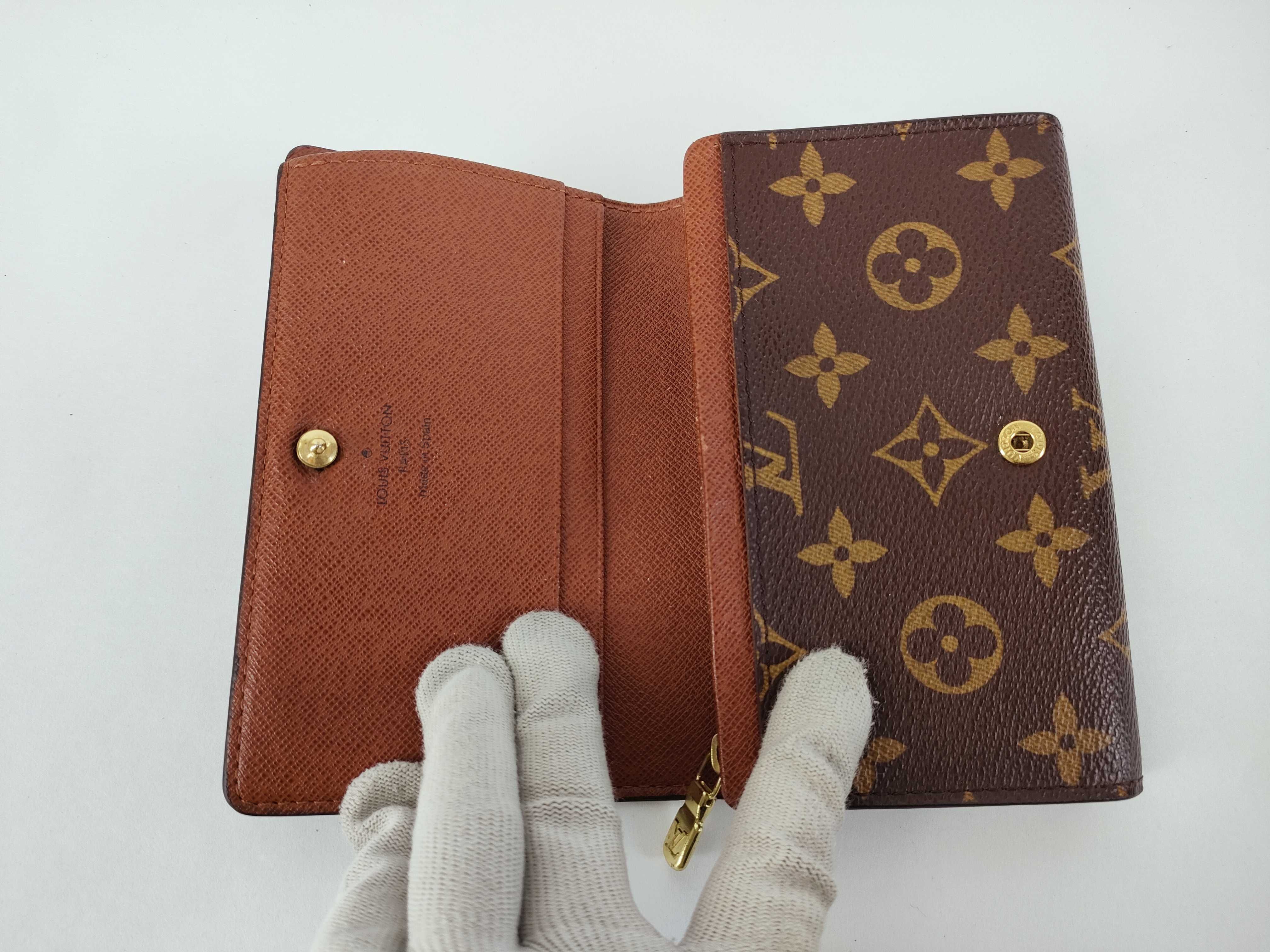 Monogram Louis Vuitton Monogram Portemonnaie Billet Trésor Wallet — view 9