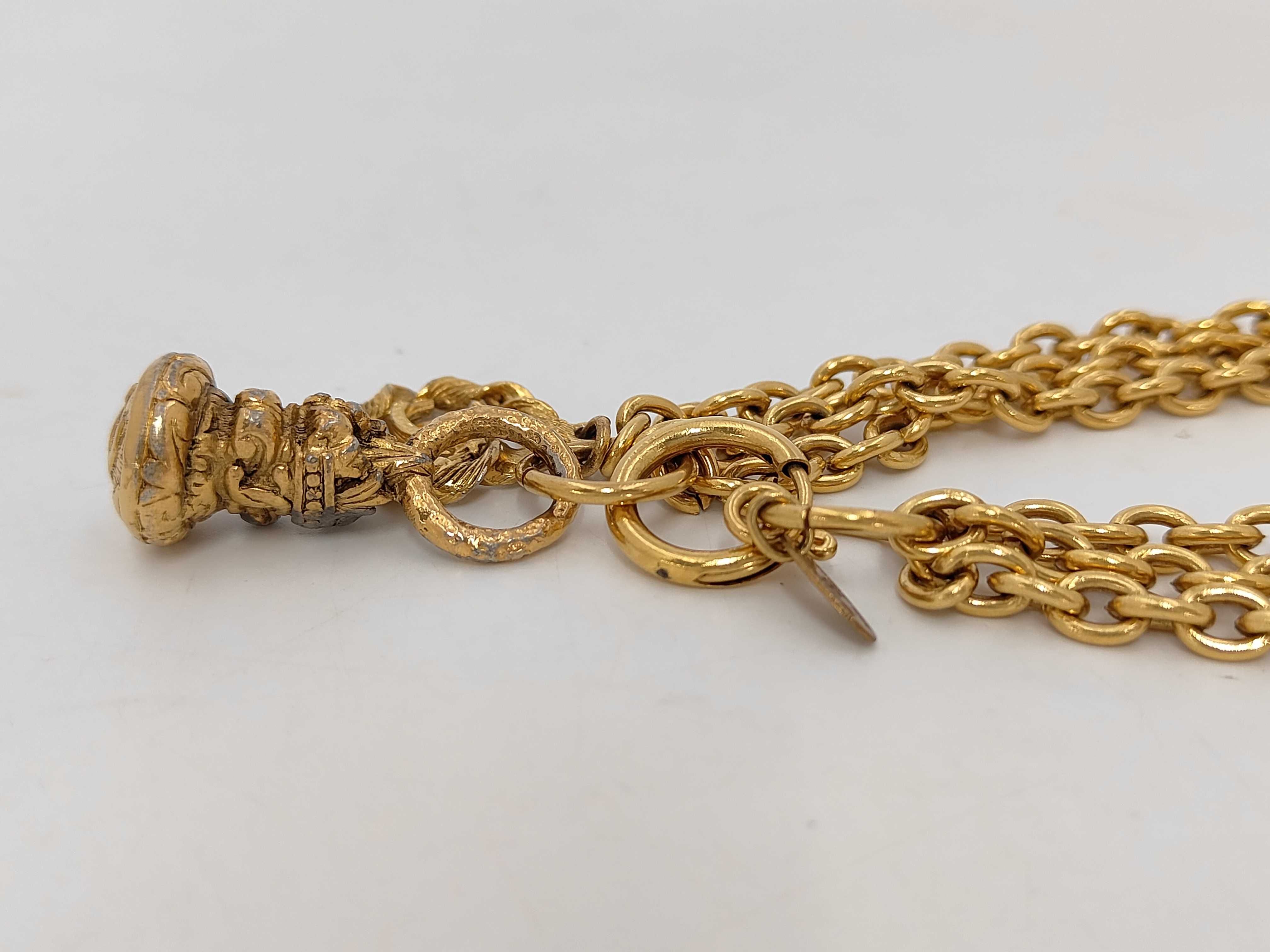 necklace — view 3
