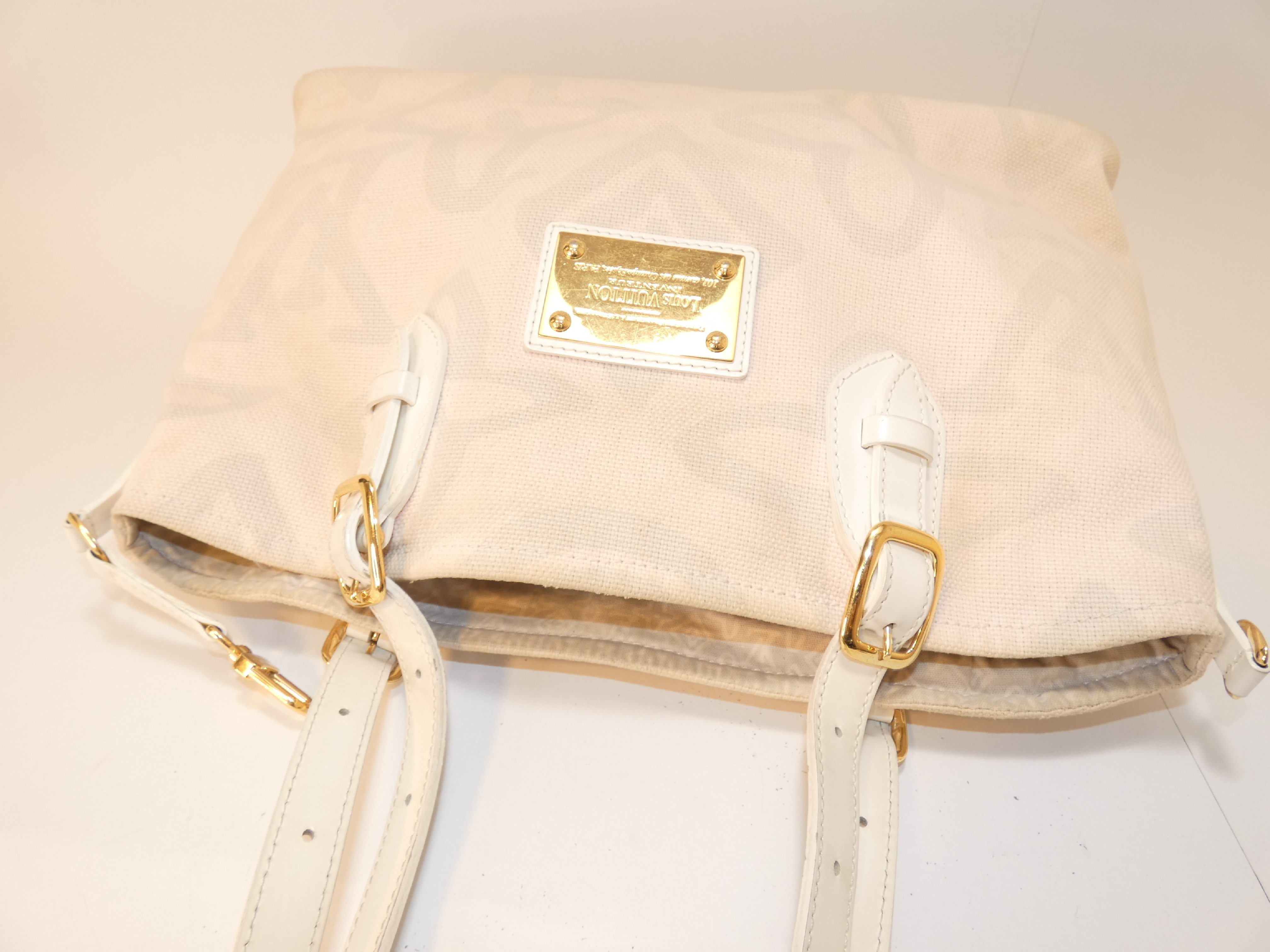 Taïcienne Shoulder Tote Bag — view 3