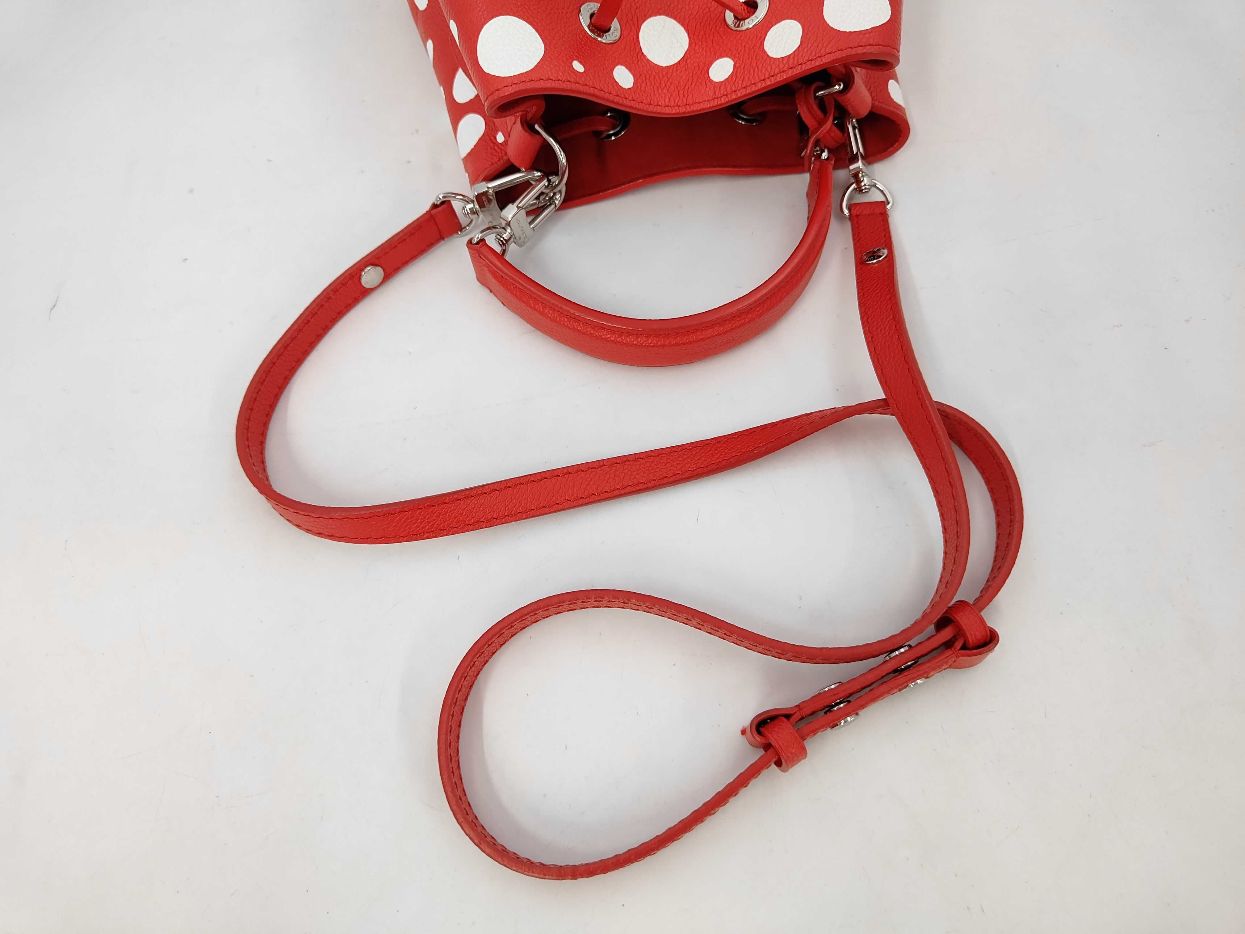 LVxYK Neo Noe BB Yayoi Kusama Handbag — view 5