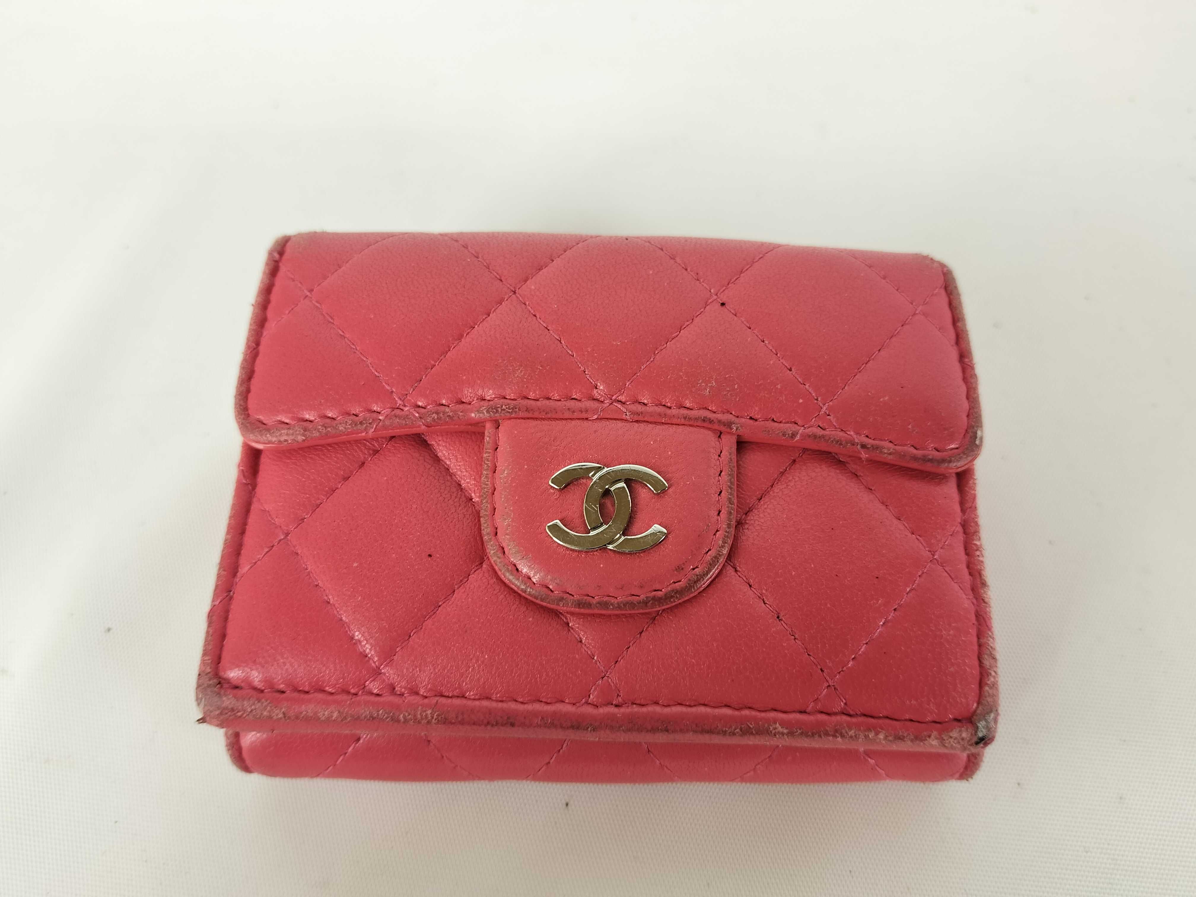 Matelassé Tri-fold Wallet
