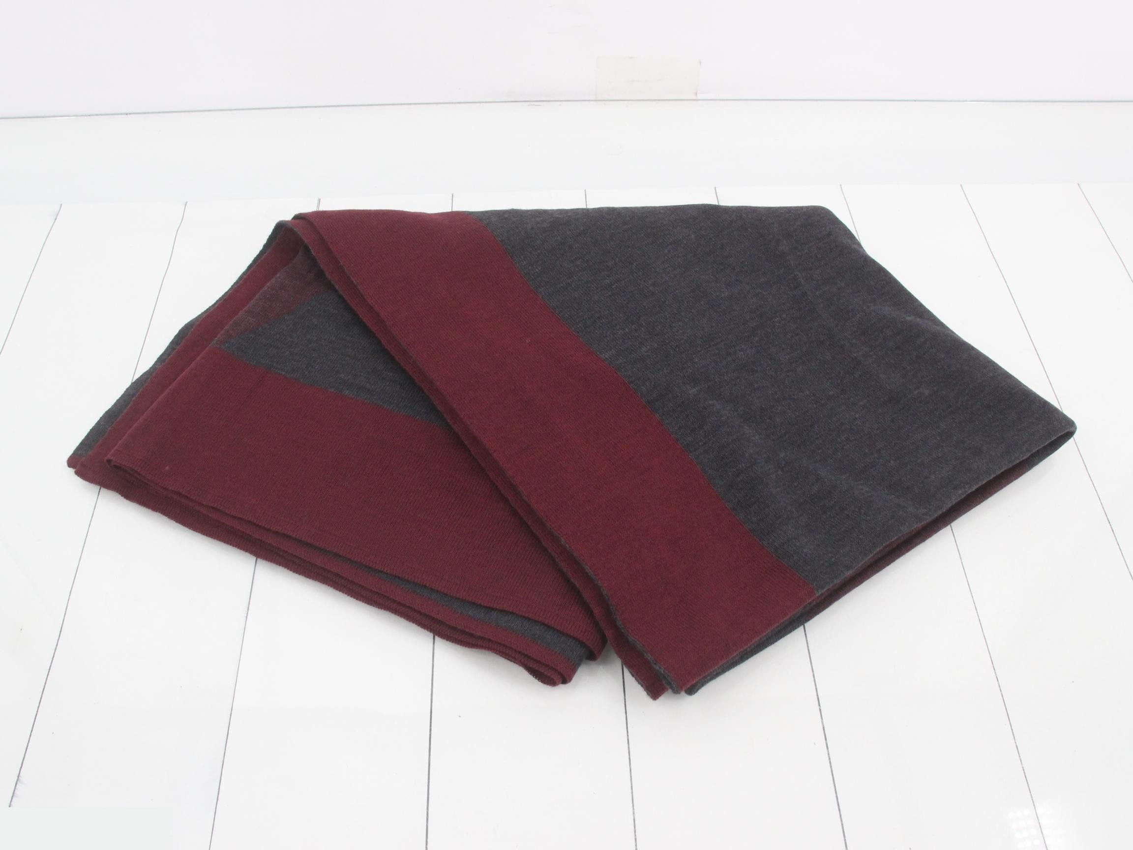 Large stole, with tags, wine red. — view 3