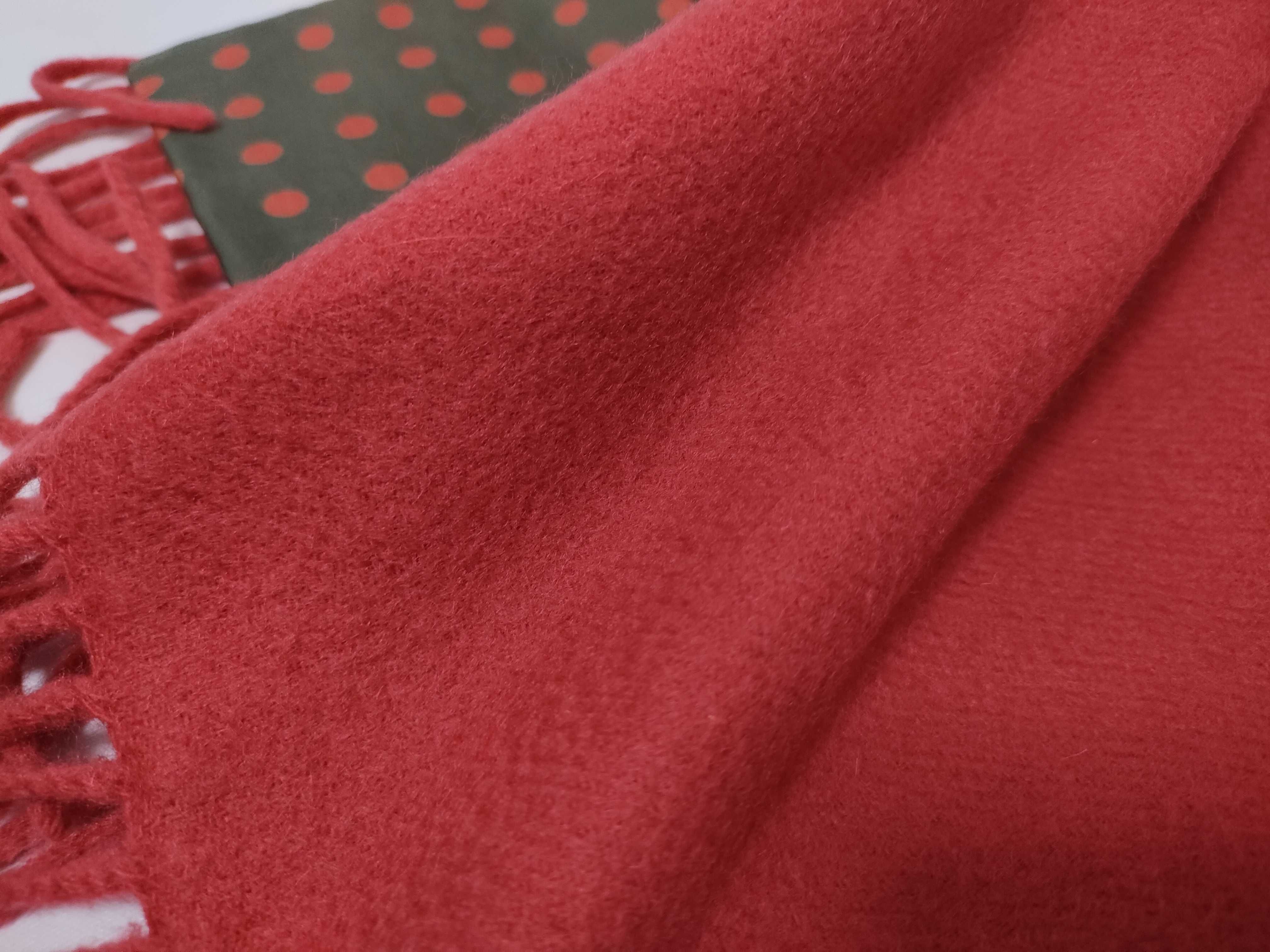 scarf and other accessories — view 7