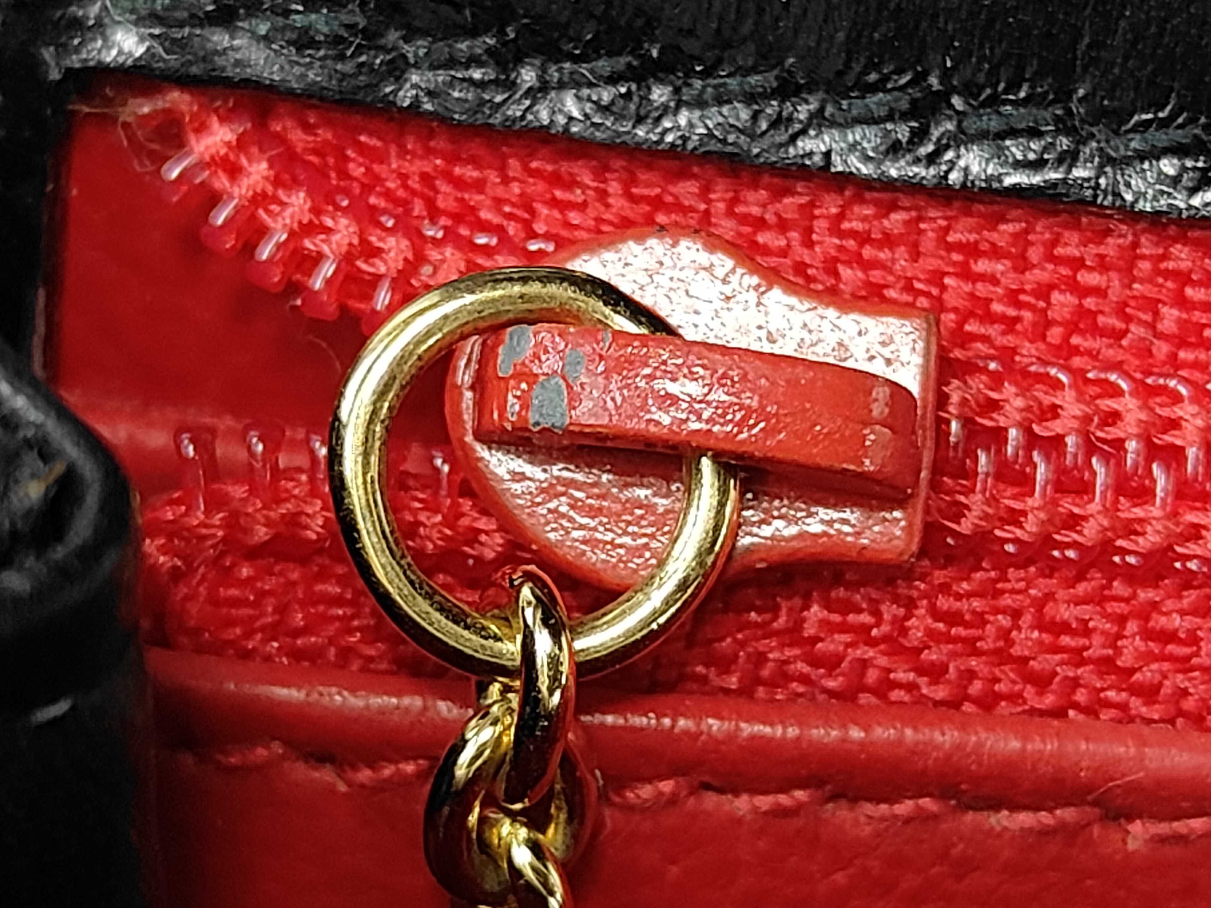 Lady Lock Leather Handbag, Black — view 9