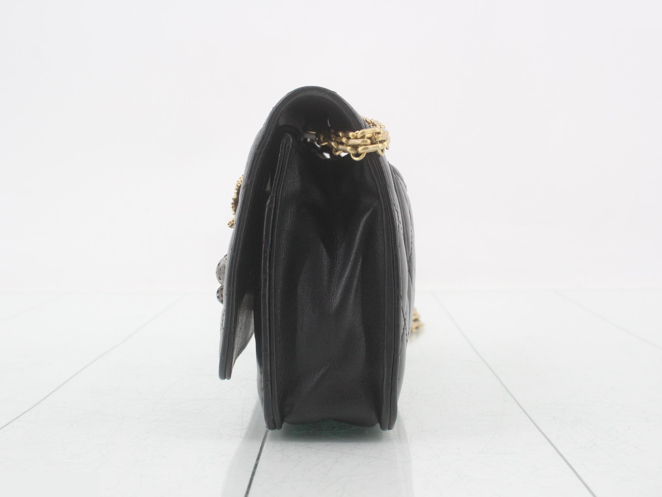 Matelassé (bag) - Shoulder bag — view 3