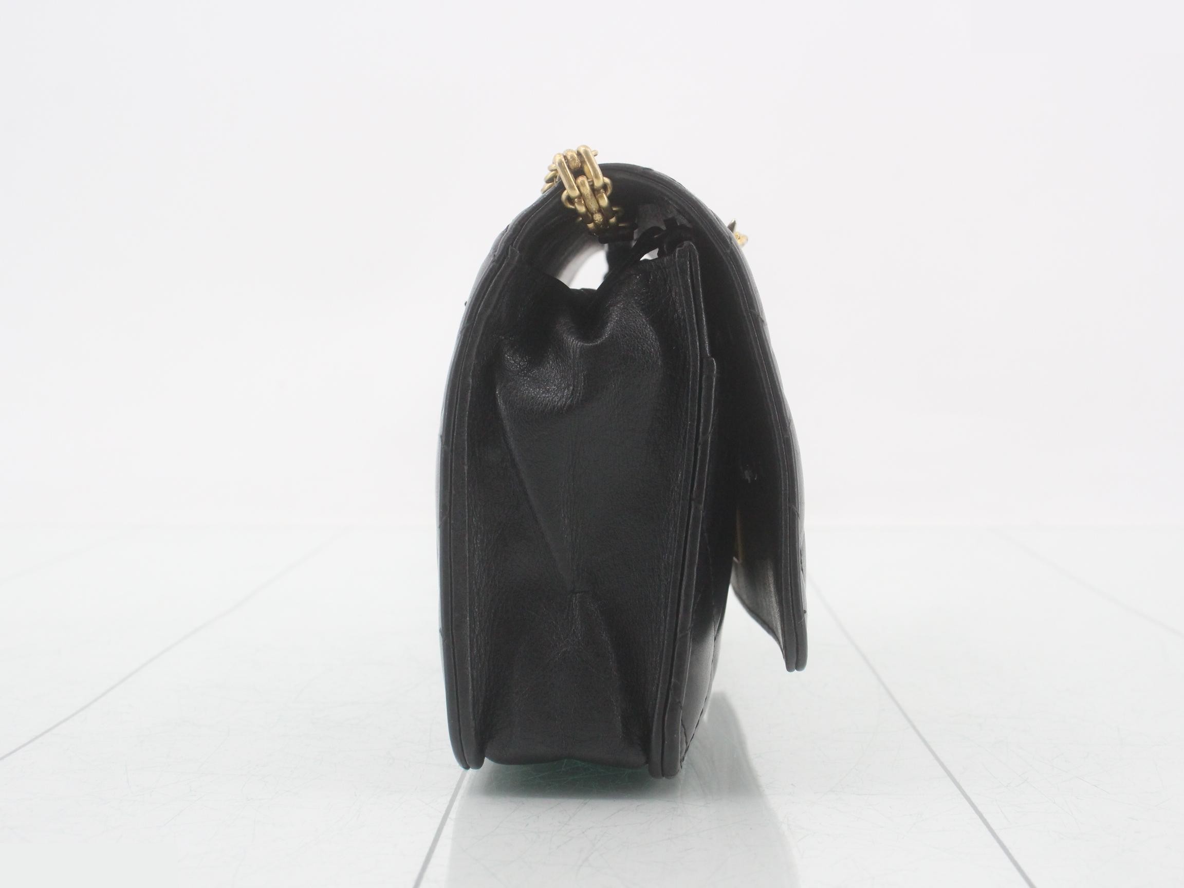 Matelassé (bag) - Shoulder bag — view 4