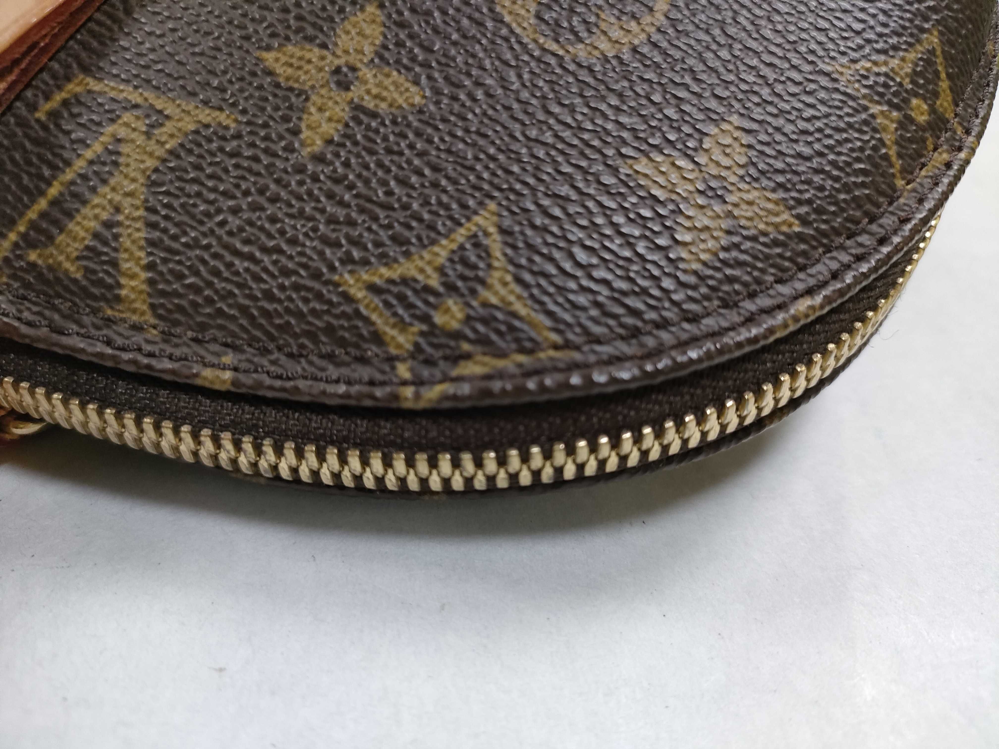 Monogram Louis Vuitton Alma Handbag — view 6