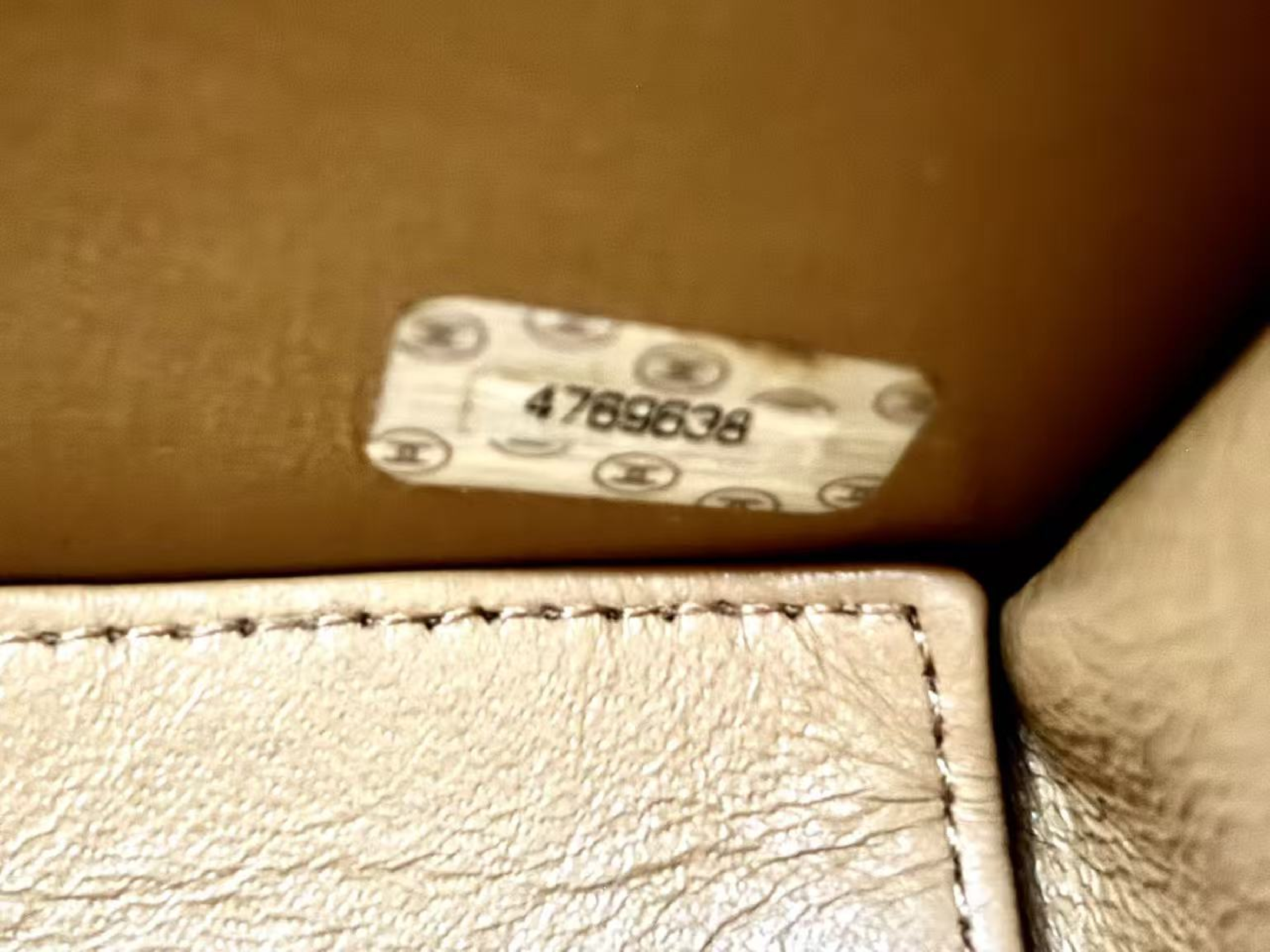 handbag — view 6