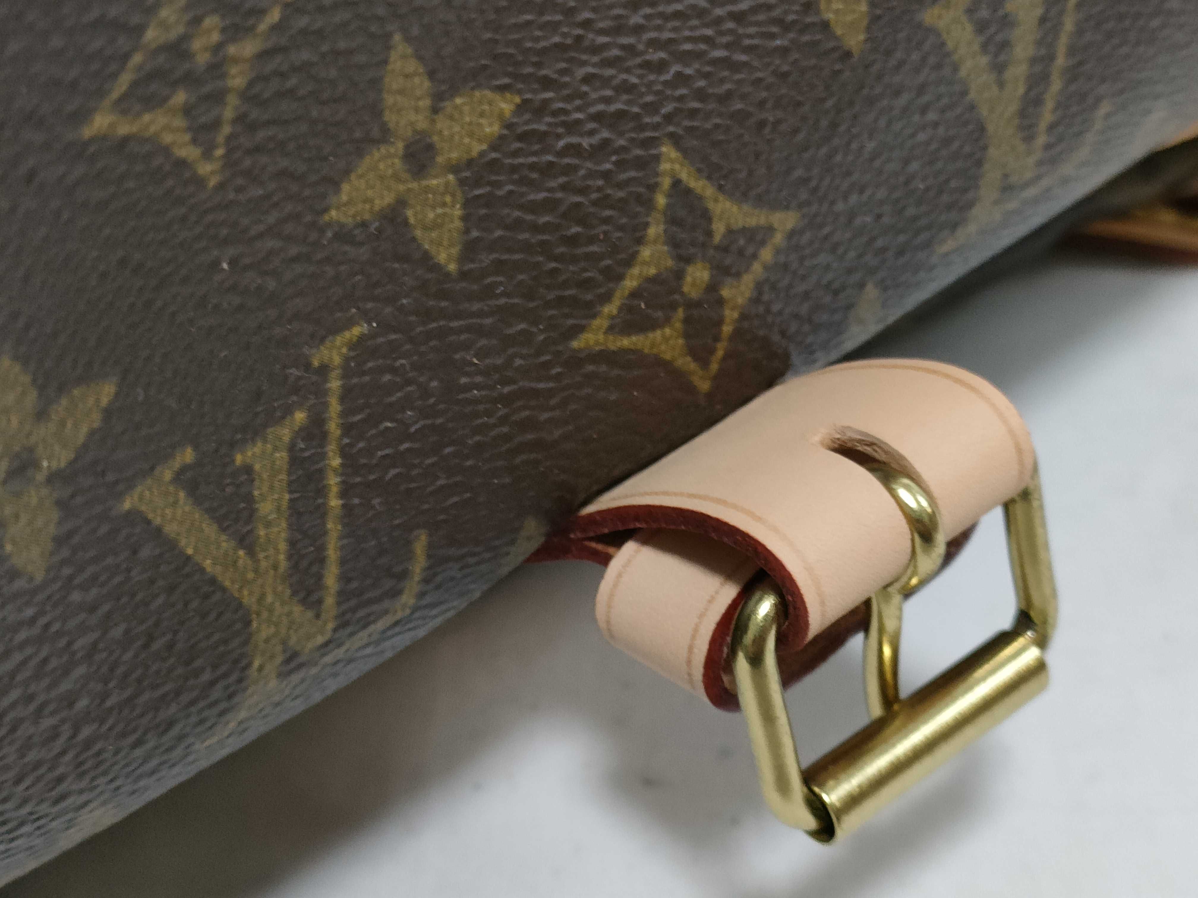 Monogram Saumur 30 AR0970 Shoulder Bag — view 13