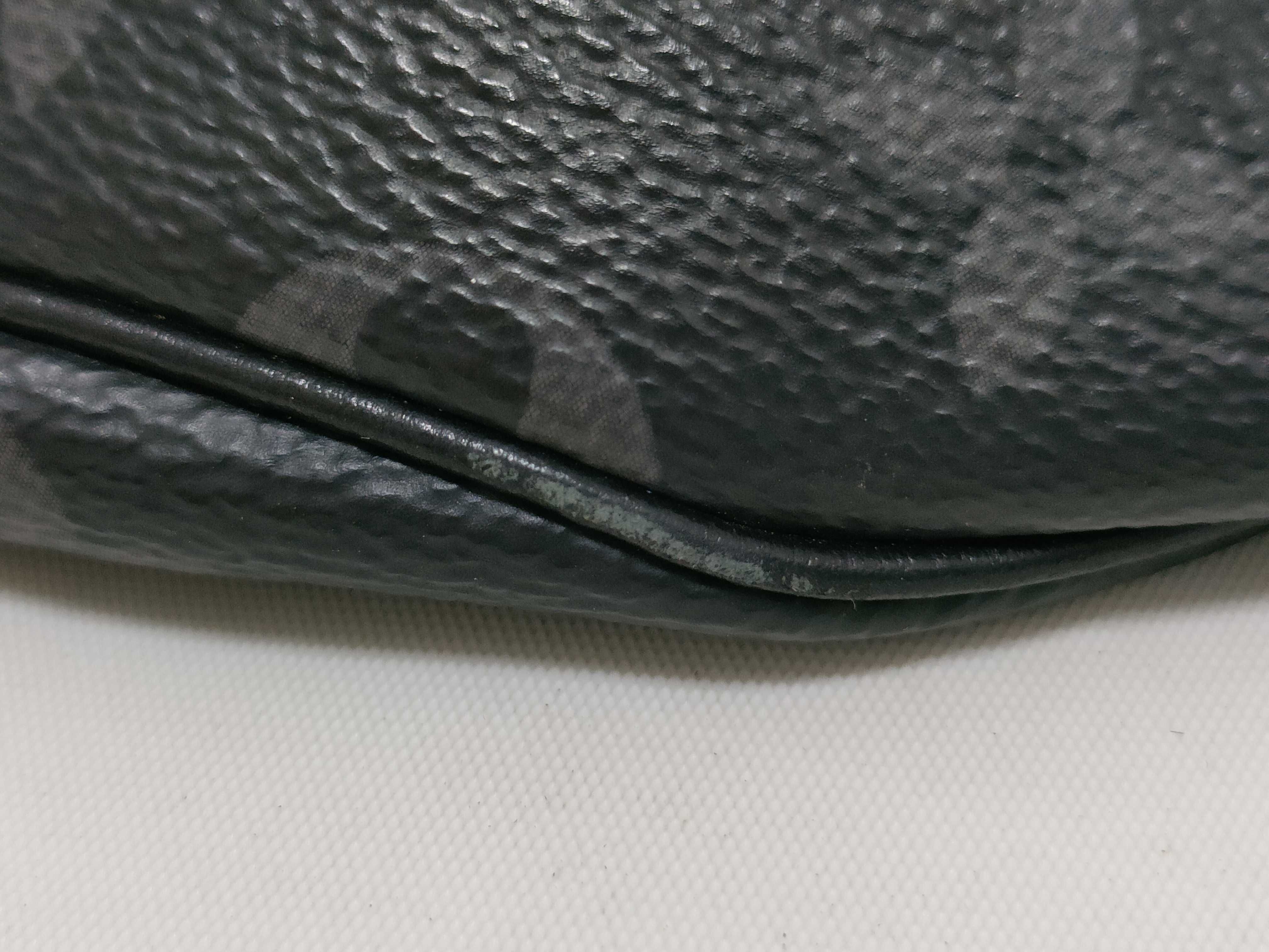 Discovery Bumbag M44336 Shoulder Bag — view 6