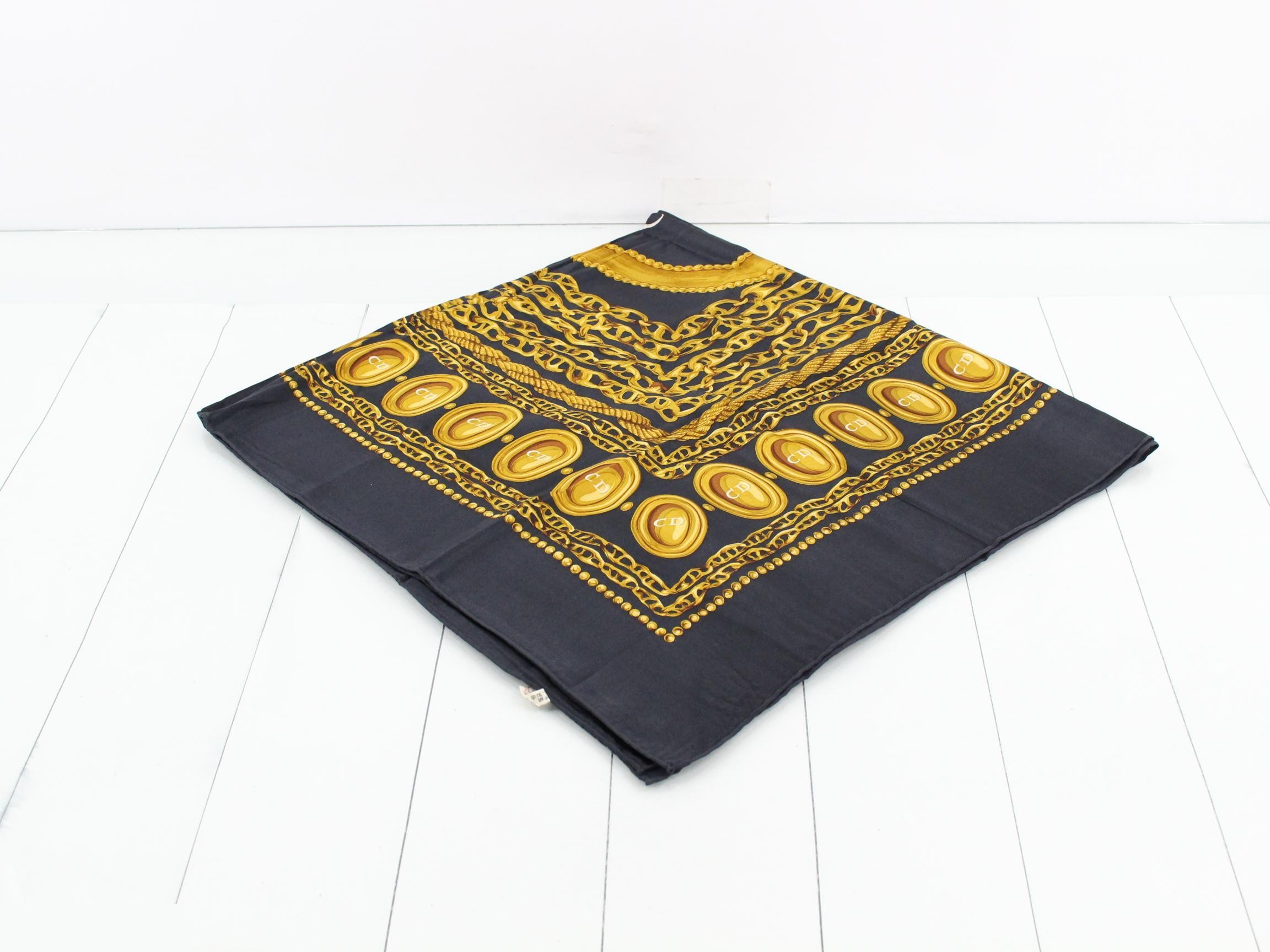 scarf, accessory motif, with tag. — view 2