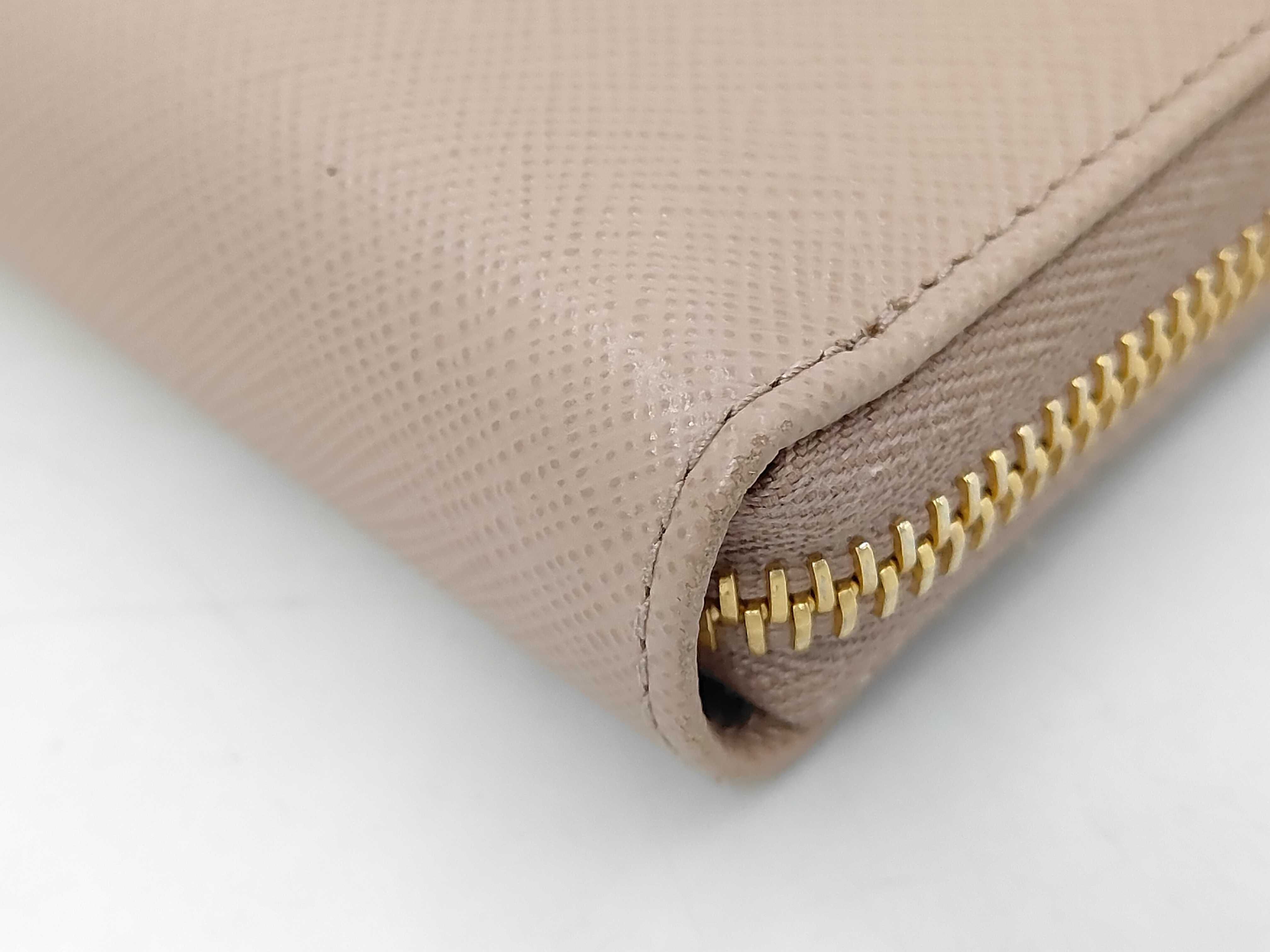 Long Wallet, Round, Saffiano Leather, Pink Beige, 1ML506 Wallet — view 3