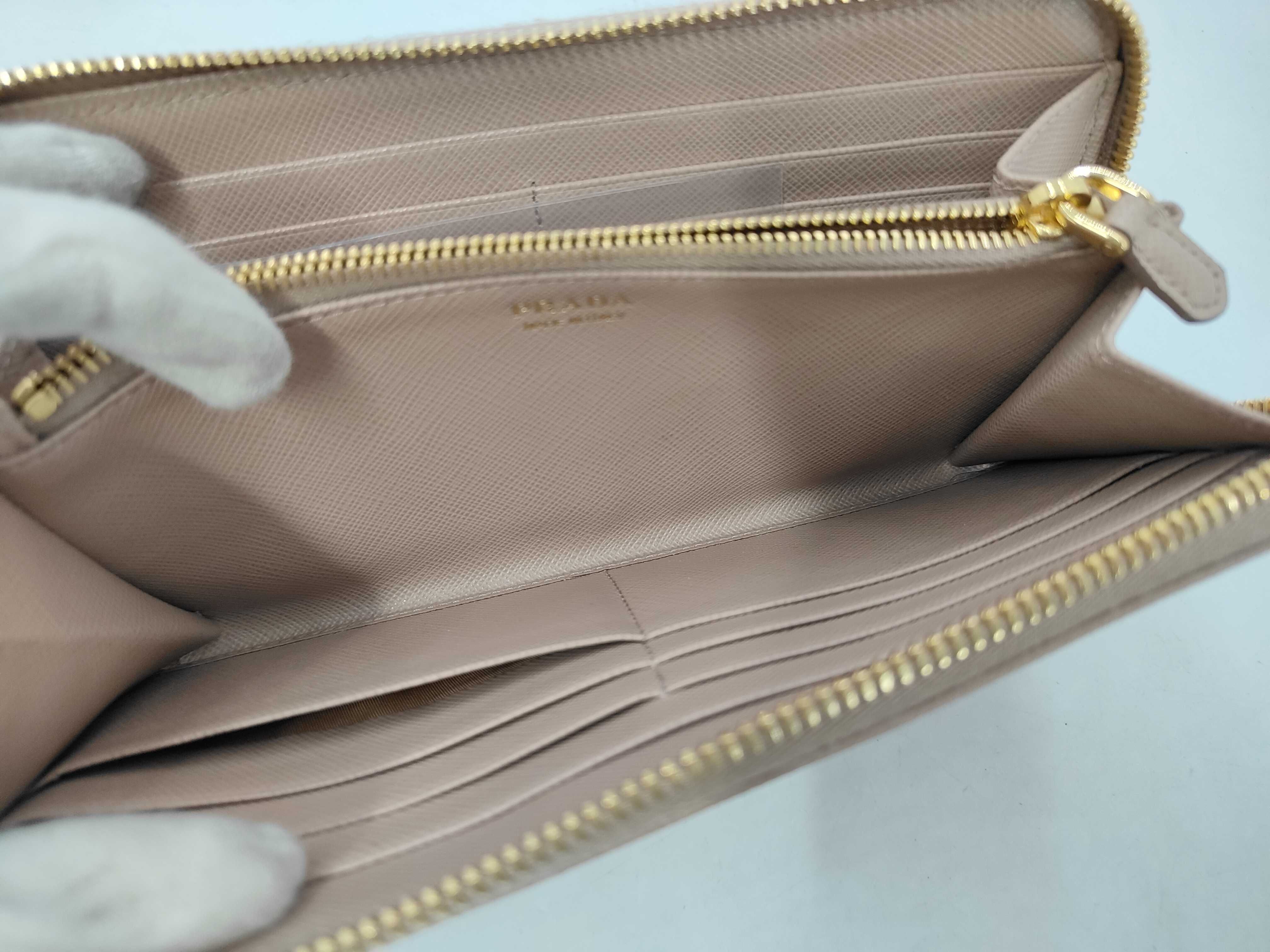 Long Wallet, Round, Saffiano Leather, Pink Beige, 1ML506 Wallet — view 6