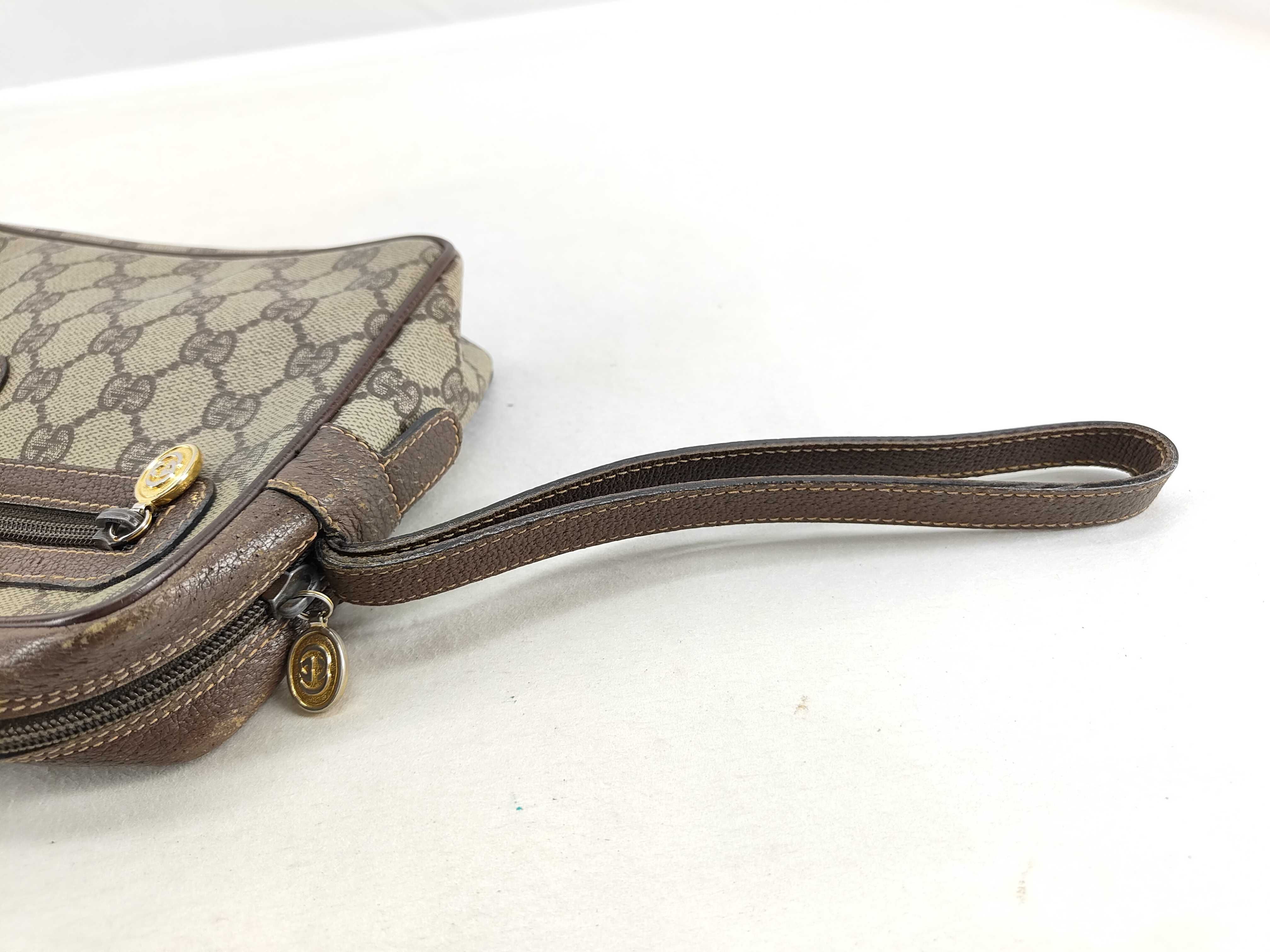 GG Supreme Gucci 56 01 052 GG Supreme Clutch Bag PVC Leather Brown Clutch Bag — view 3