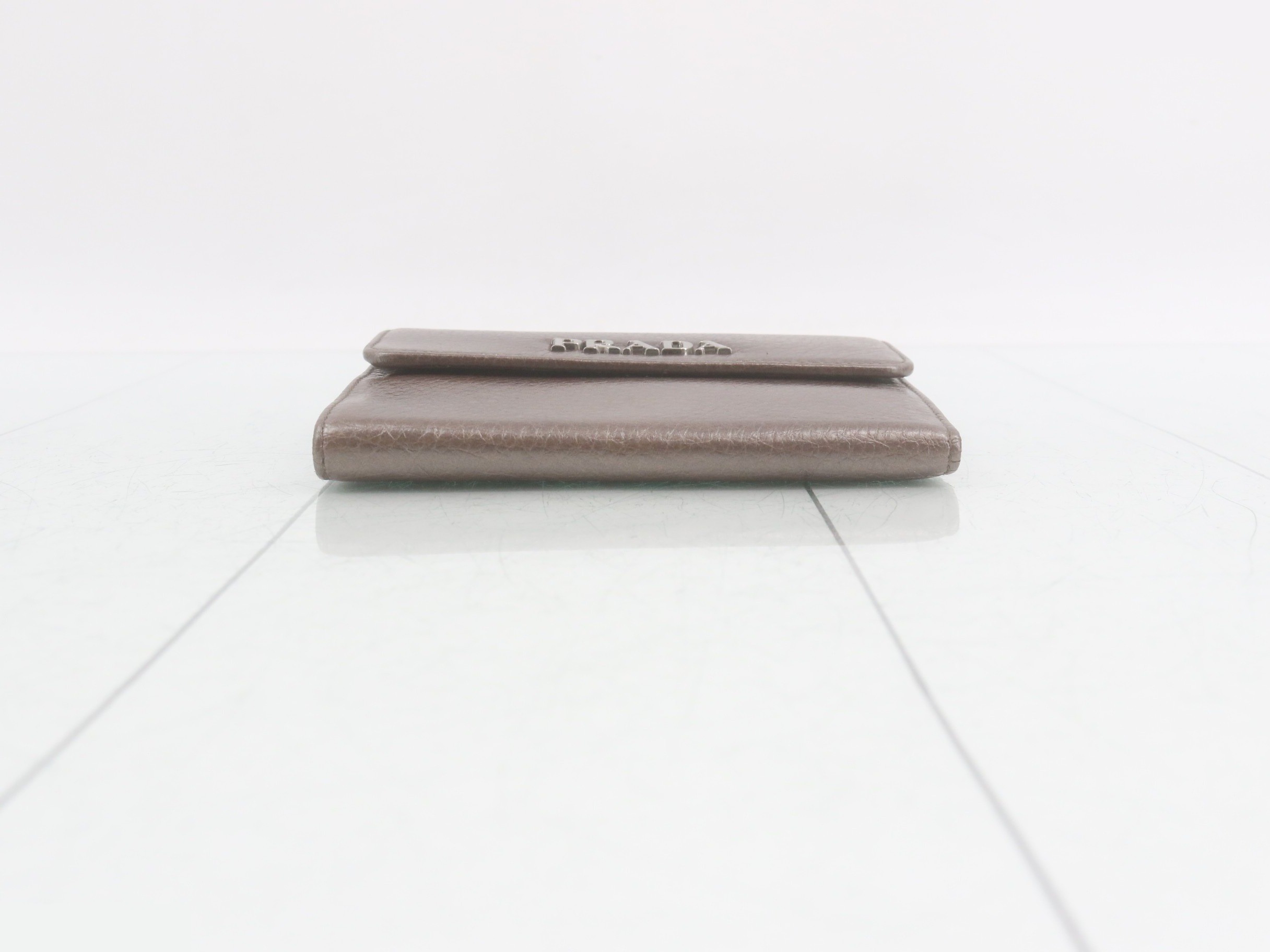 Other lines: Bags and Wallets — view 3
