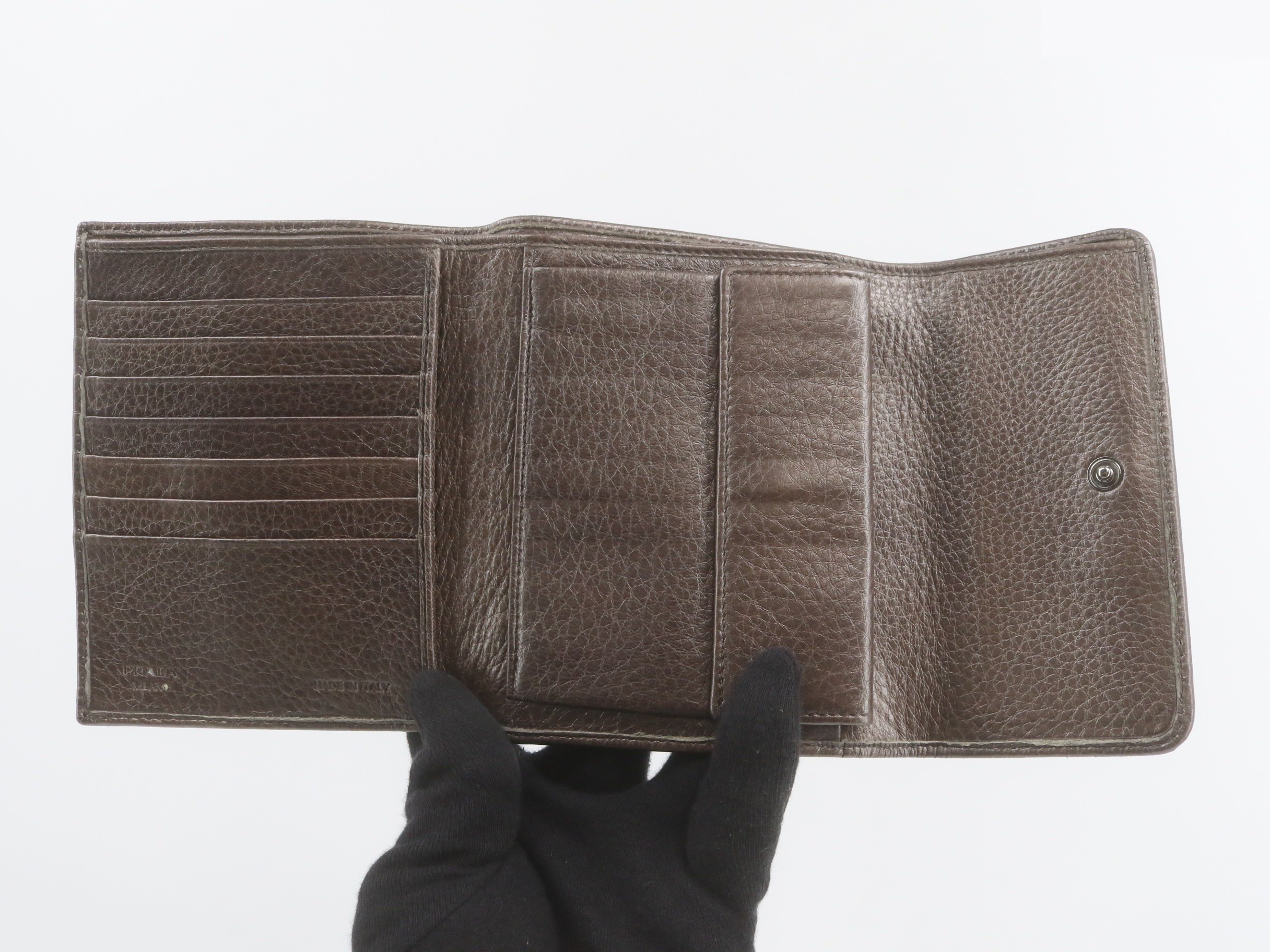 Other lines: Bags and Wallets — view 4
