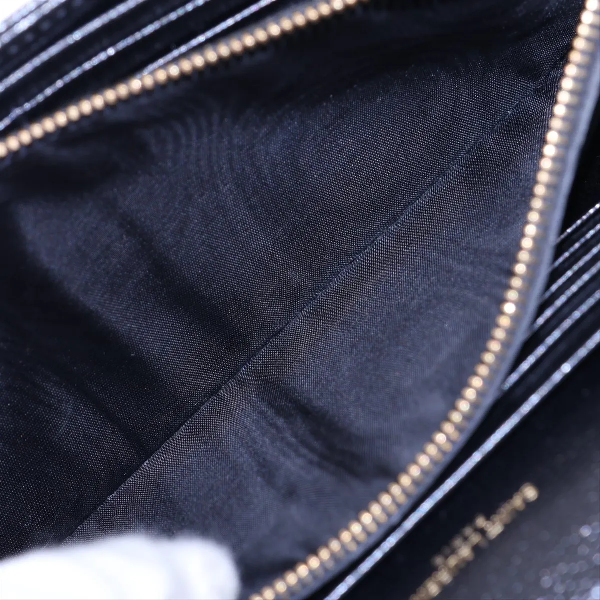 Cassandra Leather Chain Wallet, Black, 377828 — view 9