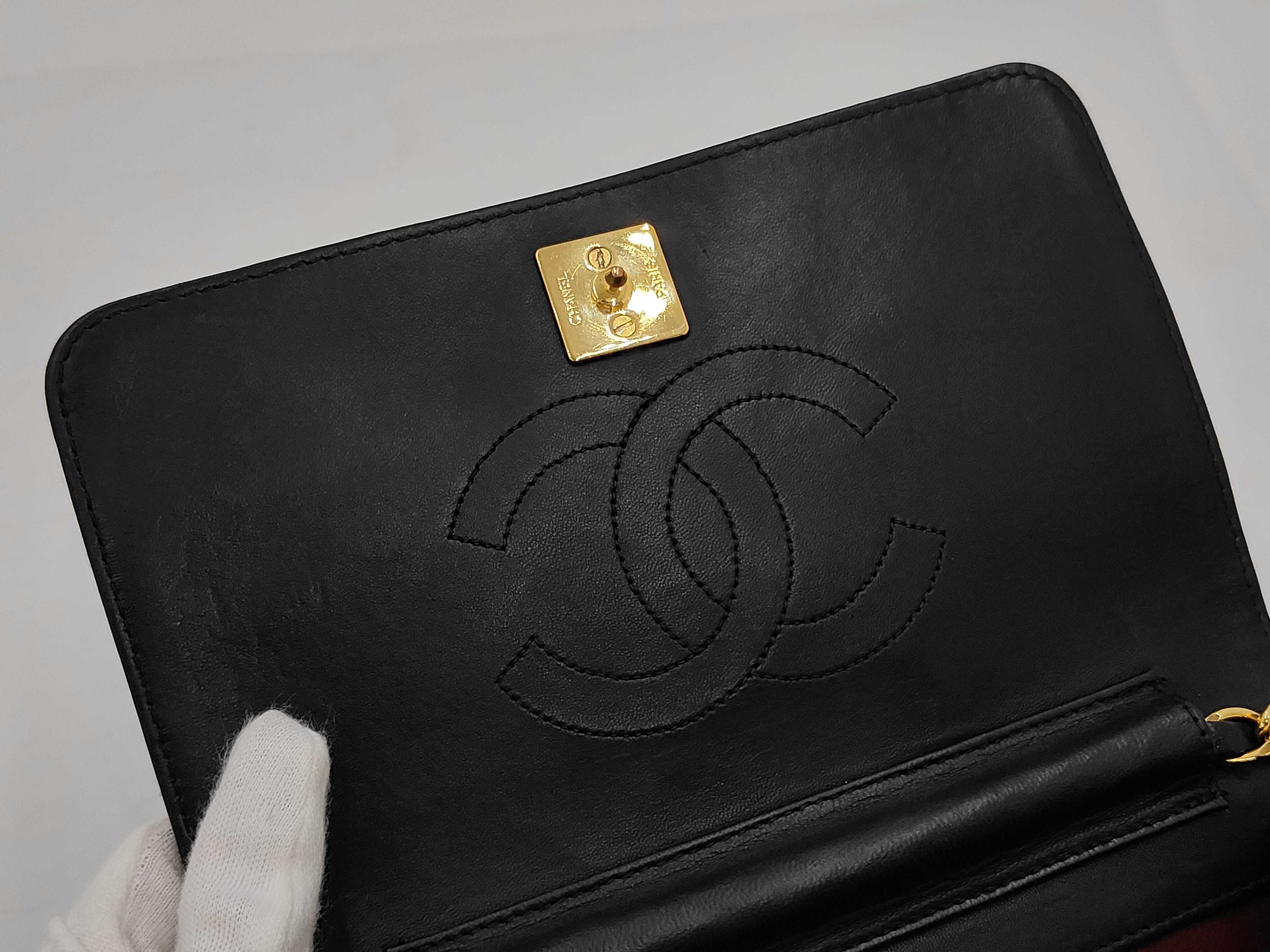 Matelassé Push-Lock Shoulder Bag, Black with Gold Hardware, Series 4, Chain, with Card and Seal. — view 11