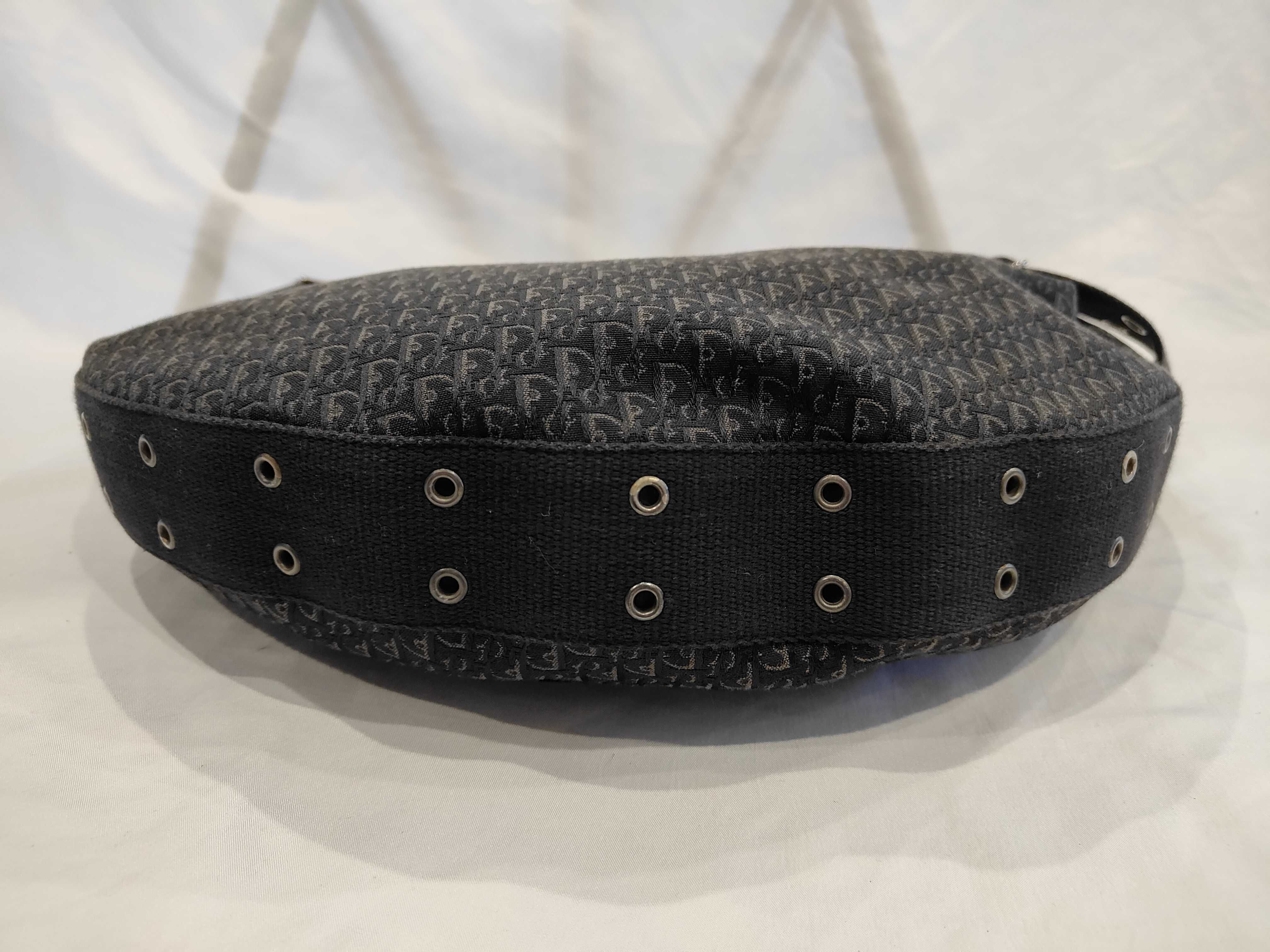 Canvas Leather Shoulder Bag — view 3