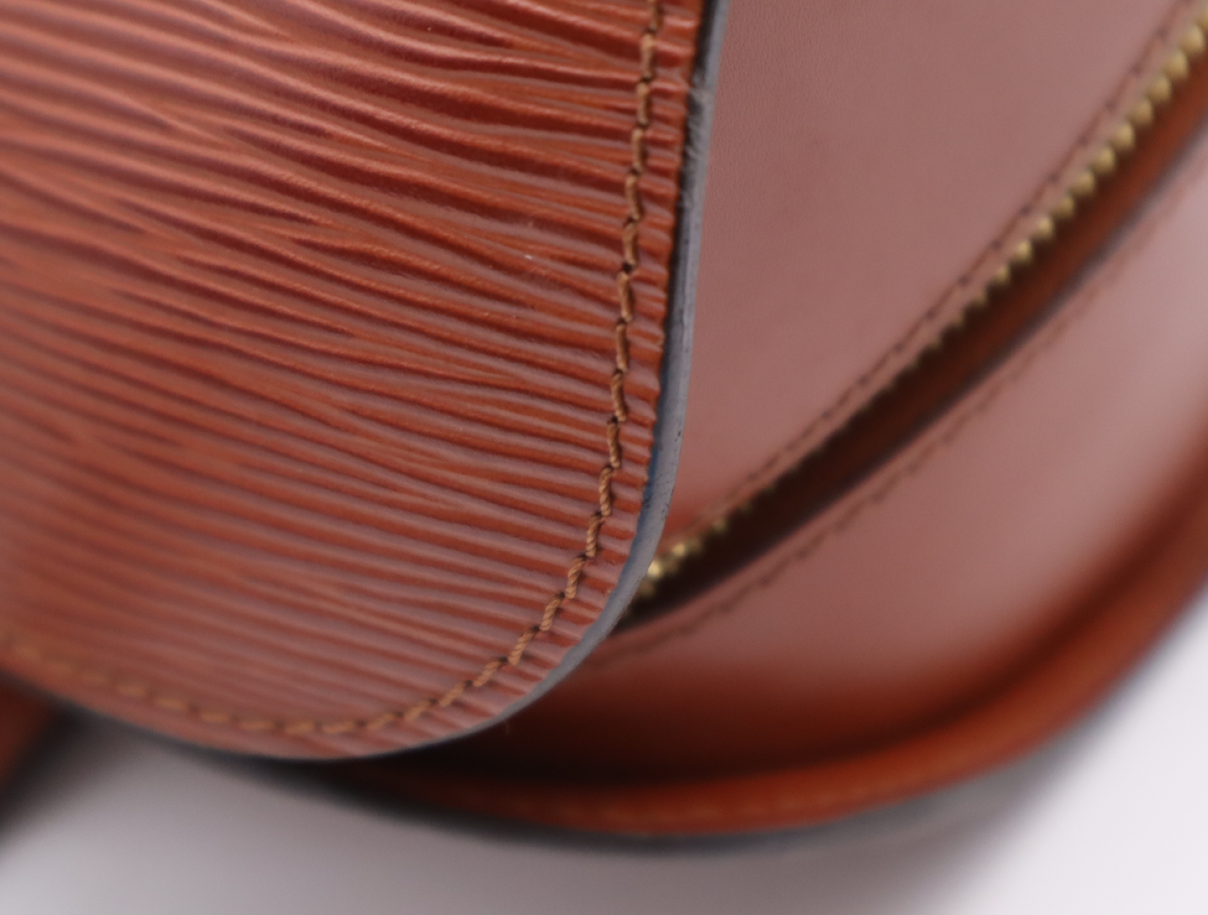 M52223 Epices Floss Kenyan Brown Handbag with Pouch — view 11
