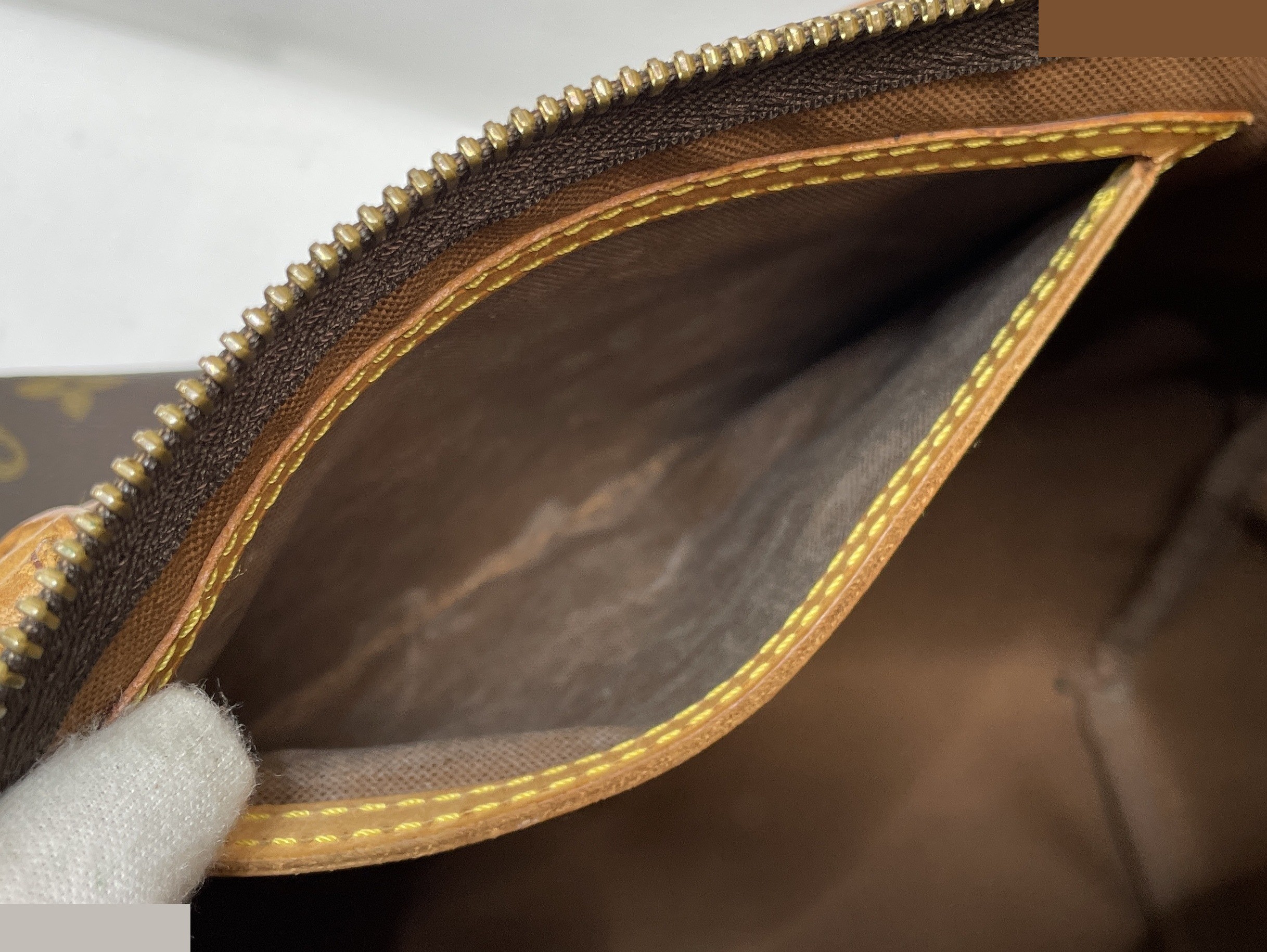 Monogram Speedy 35 Handbag — view 9
