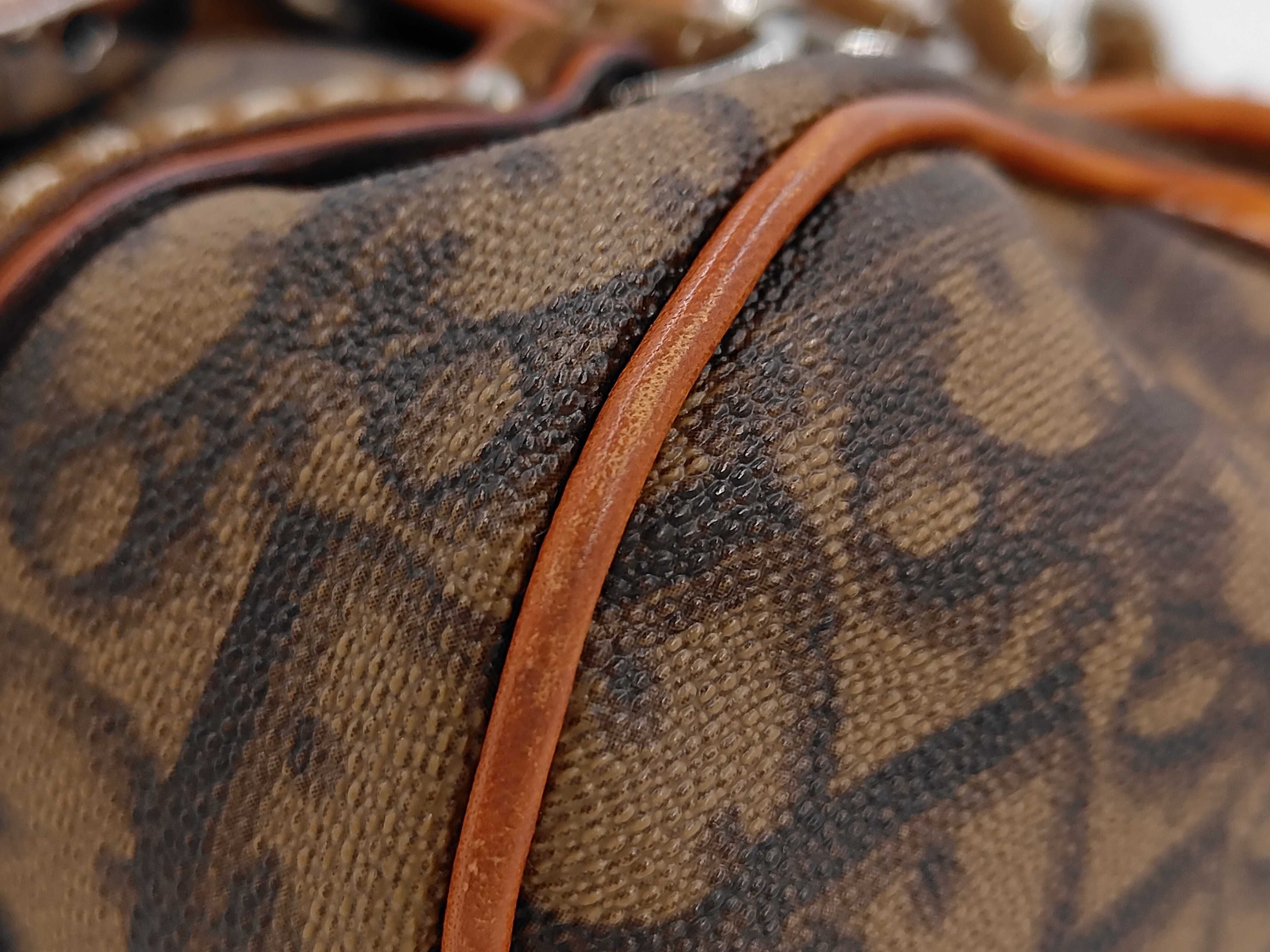 handbag — view 4