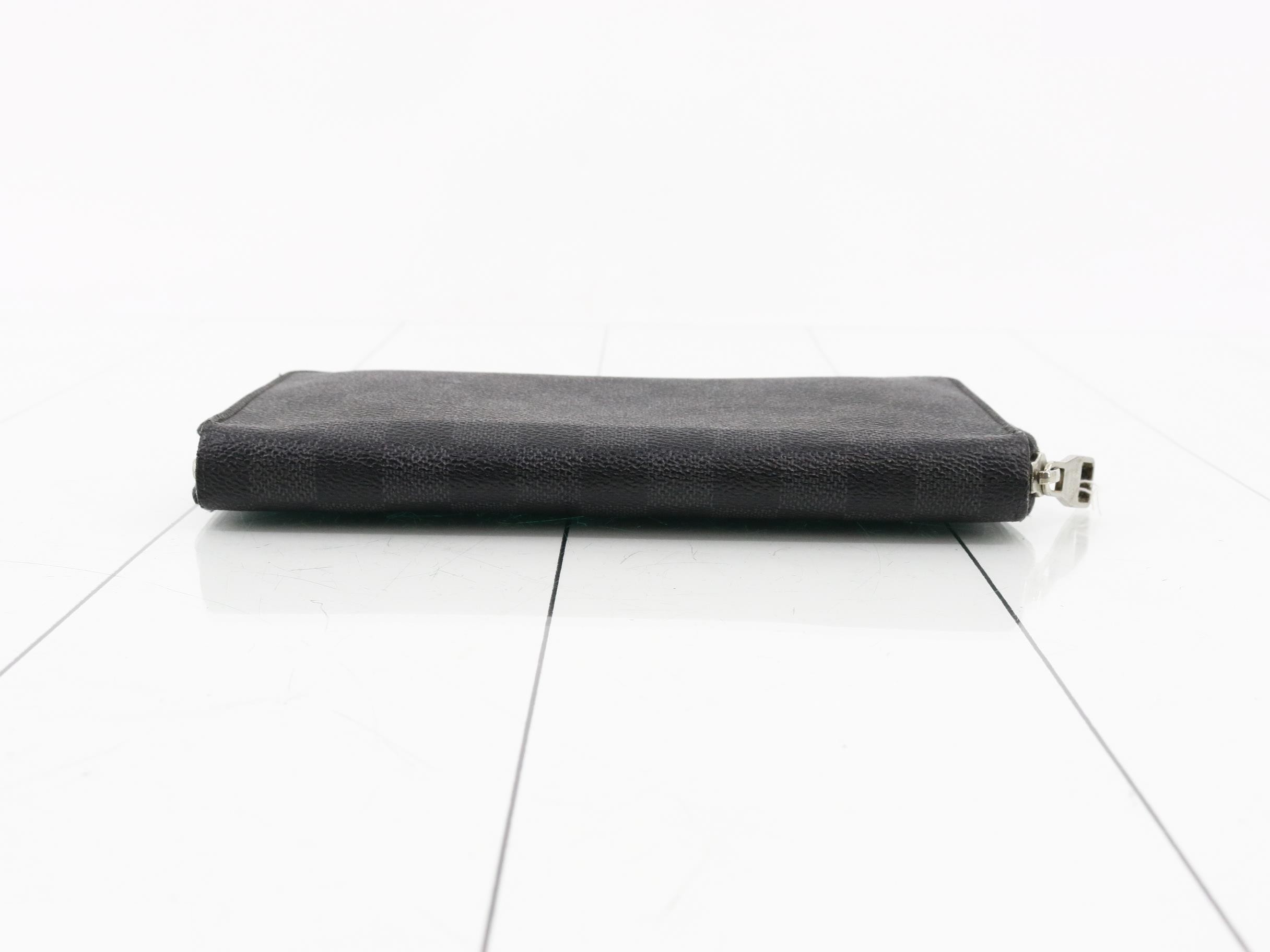 Damier Graphite Long Wallet — view 3