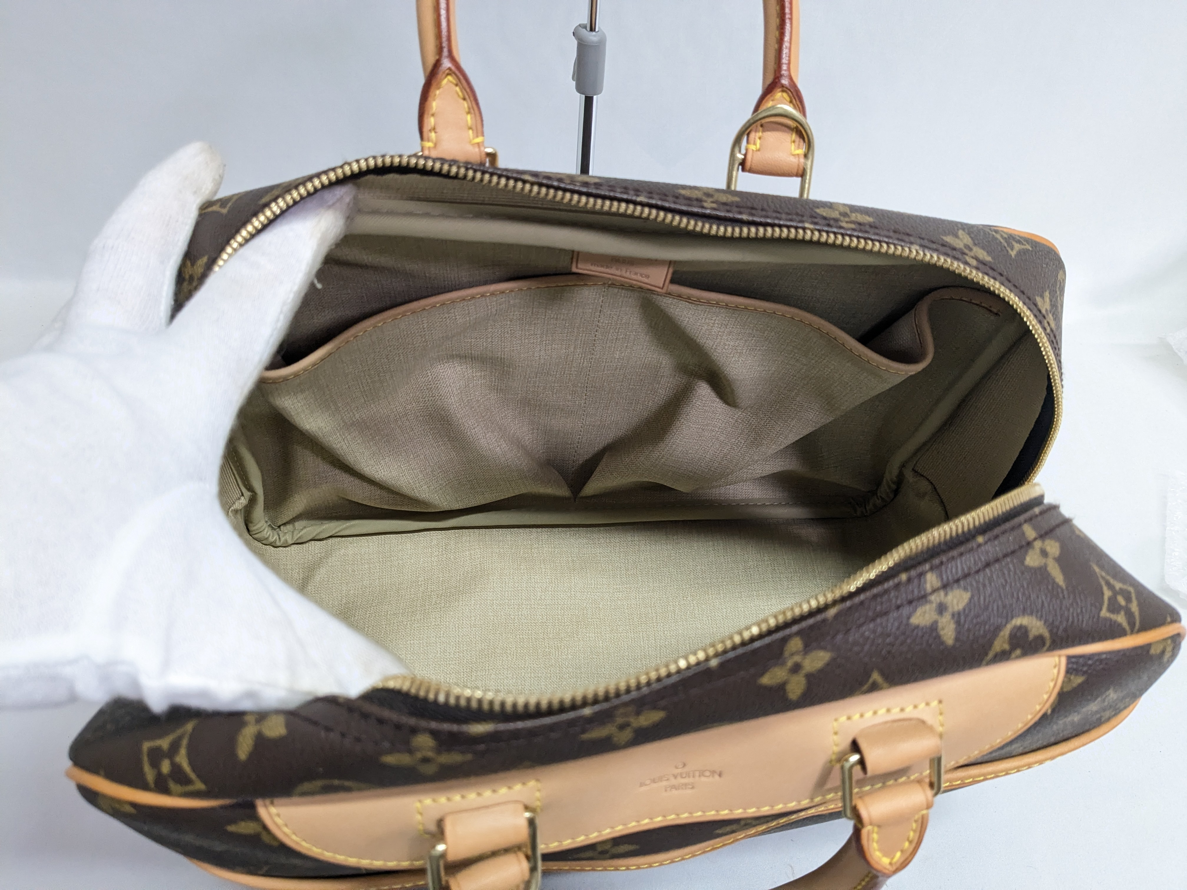 LV Monogram Deauville Handbag — view 7